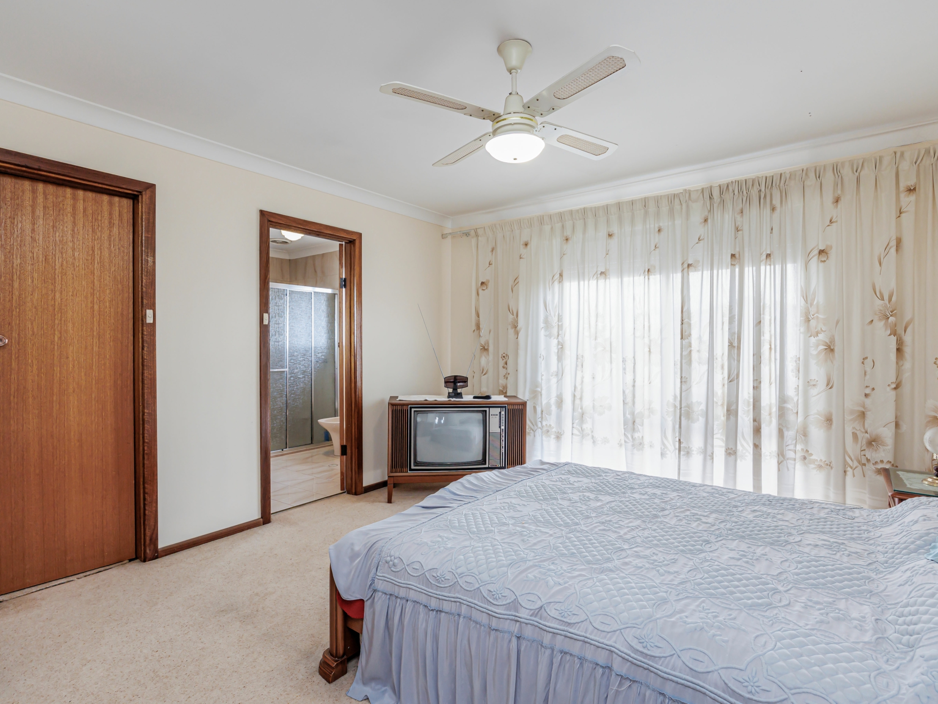 87 Old Port Road, QUEENSTOWN