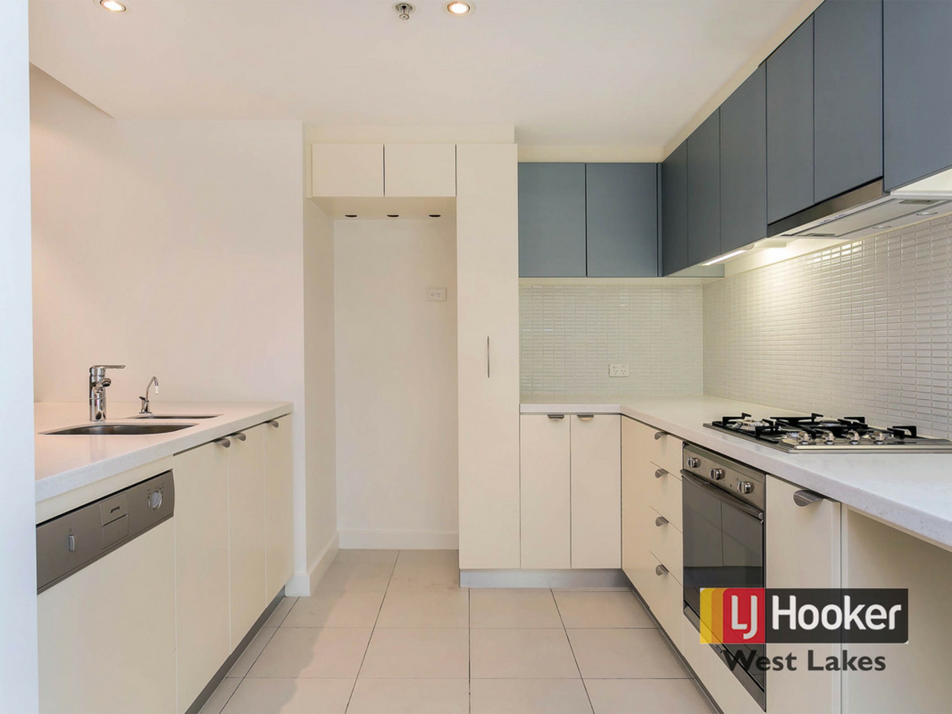602/19 Holdfast Promenade, GLENELG