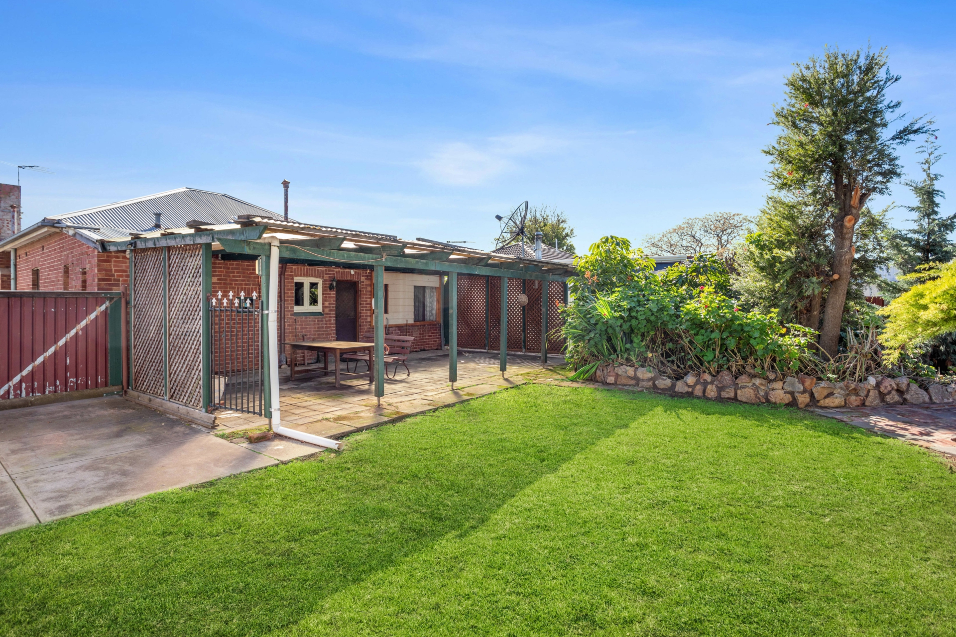 11 Leane Avenue, ALLENBY GARDENS