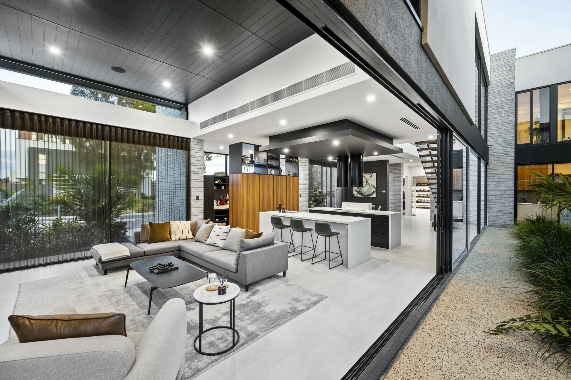 6 The Pinery, WEST LAKES