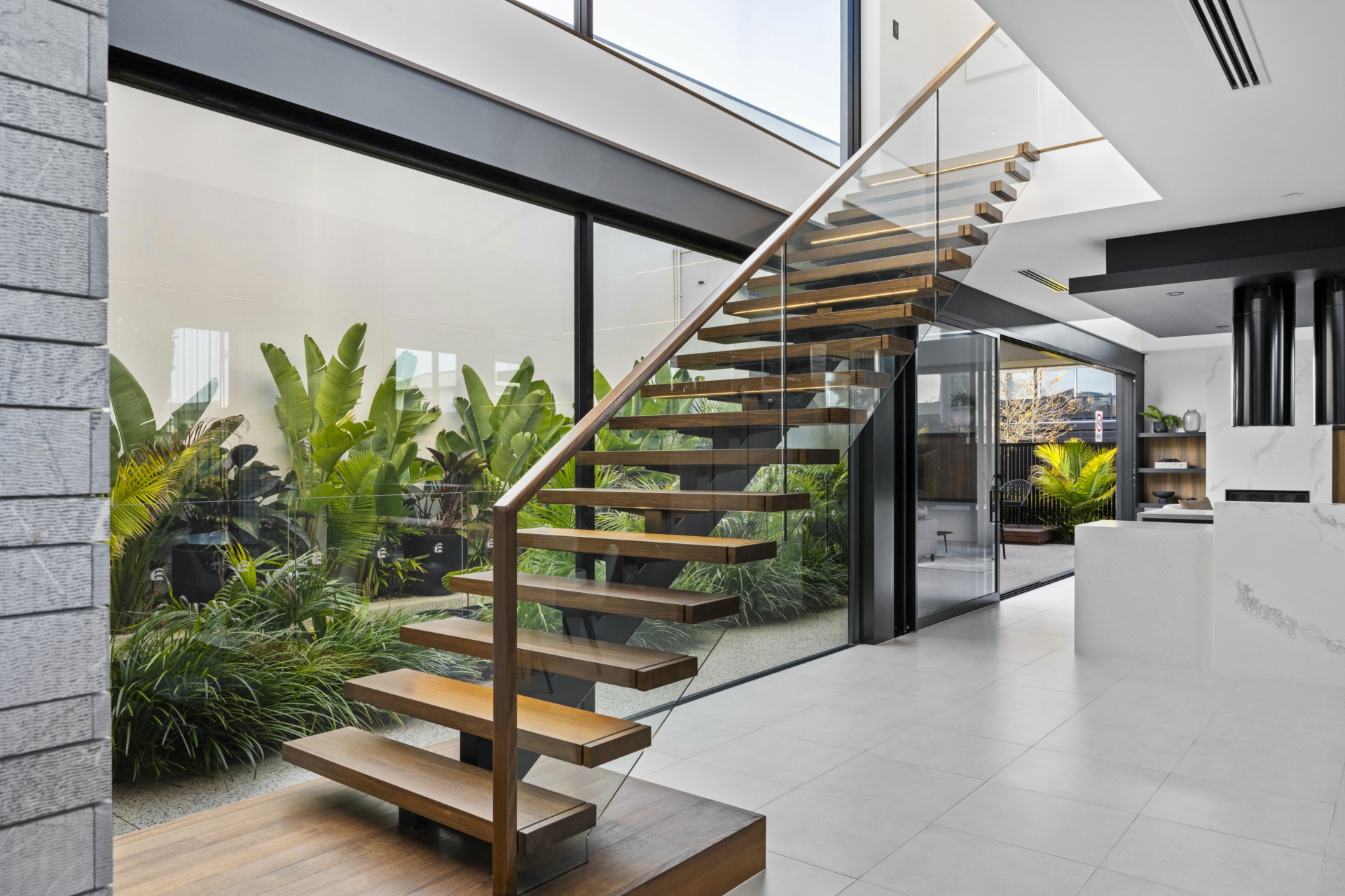 6 The Pinery, WEST LAKES