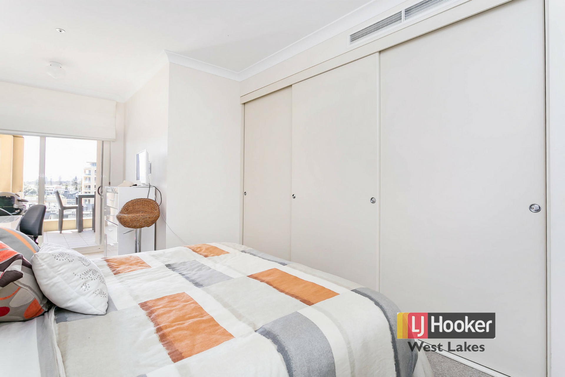 51 / 3 Holdfast Promenade, GLENELG