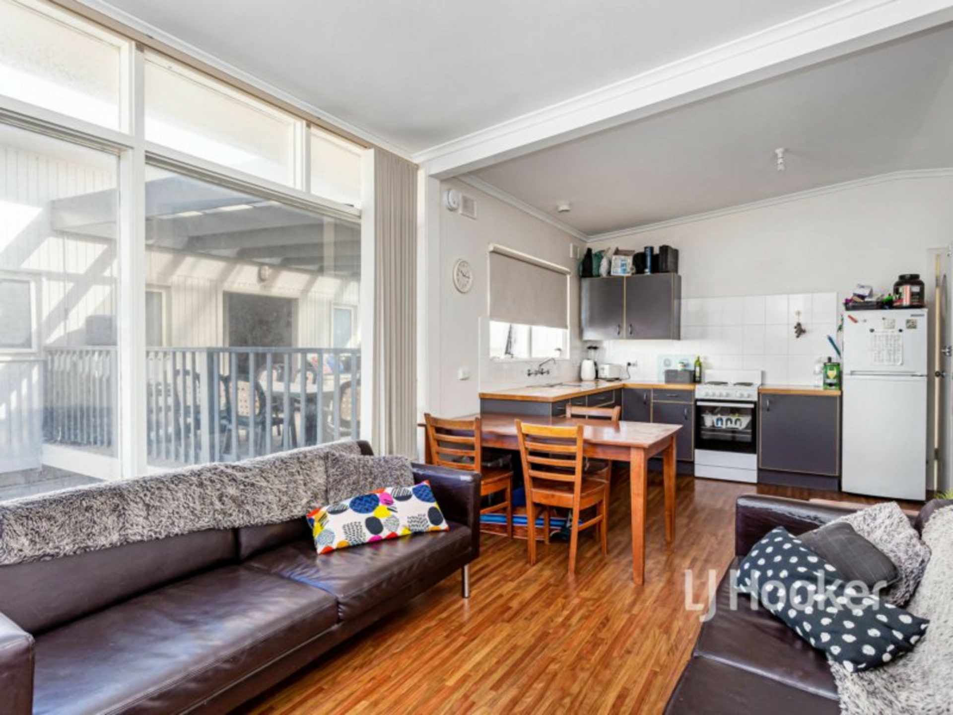 8/52 Seaview Road, WEST BEACH