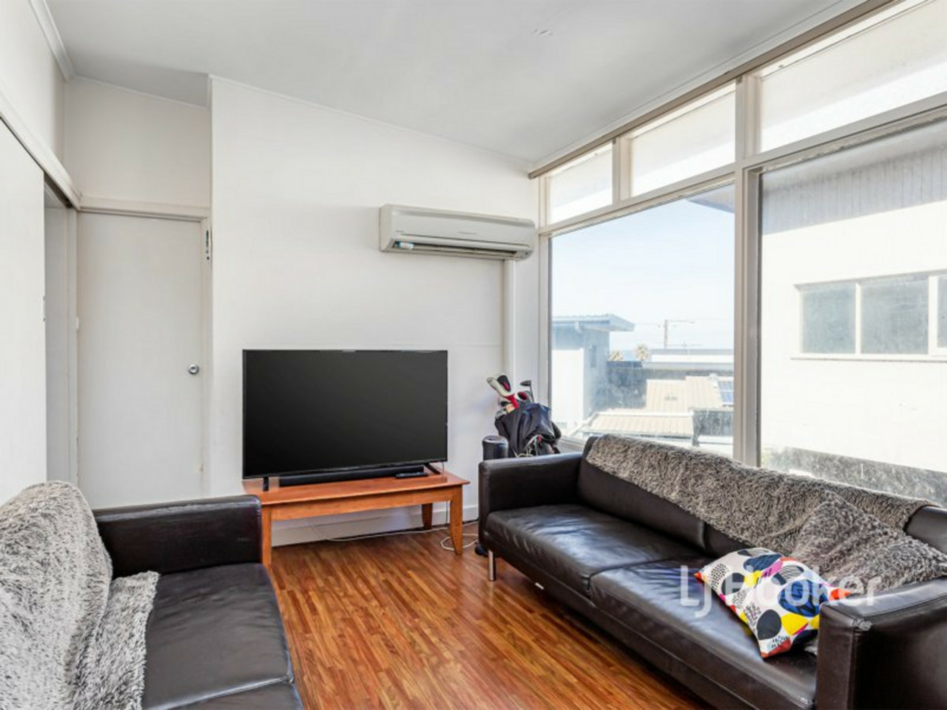 8/52 Seaview Road, WEST BEACH