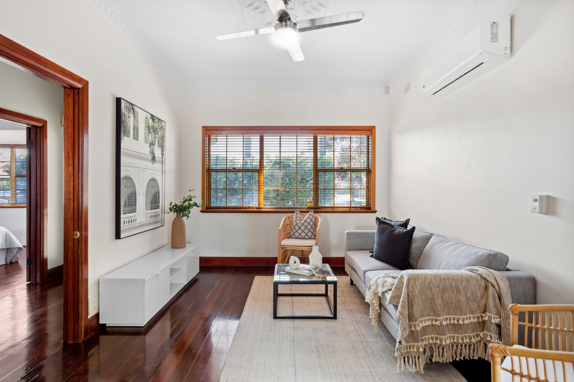 54 Whimpress Avenue, FINDON