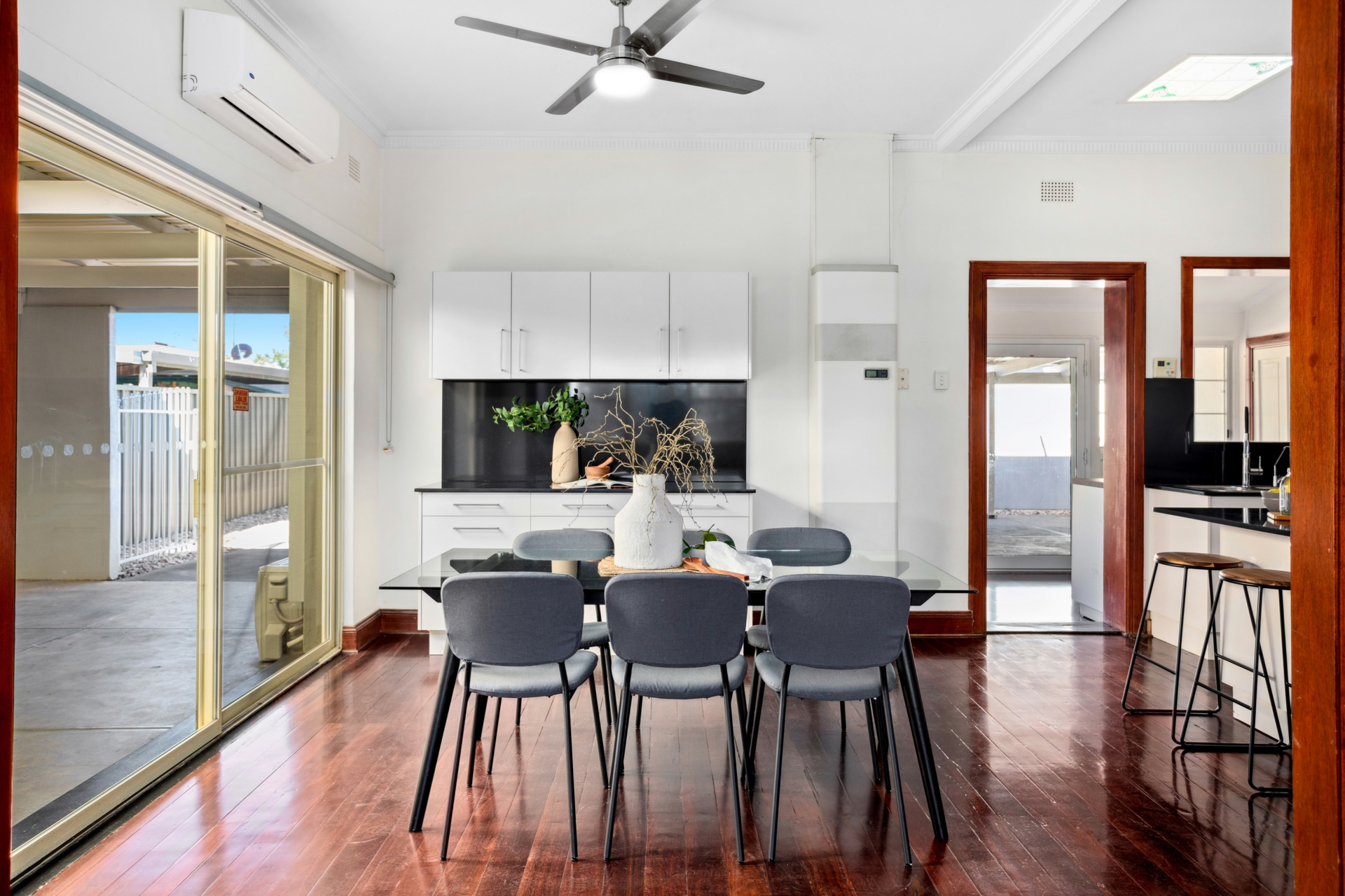 54 Whimpress Avenue, FINDON
