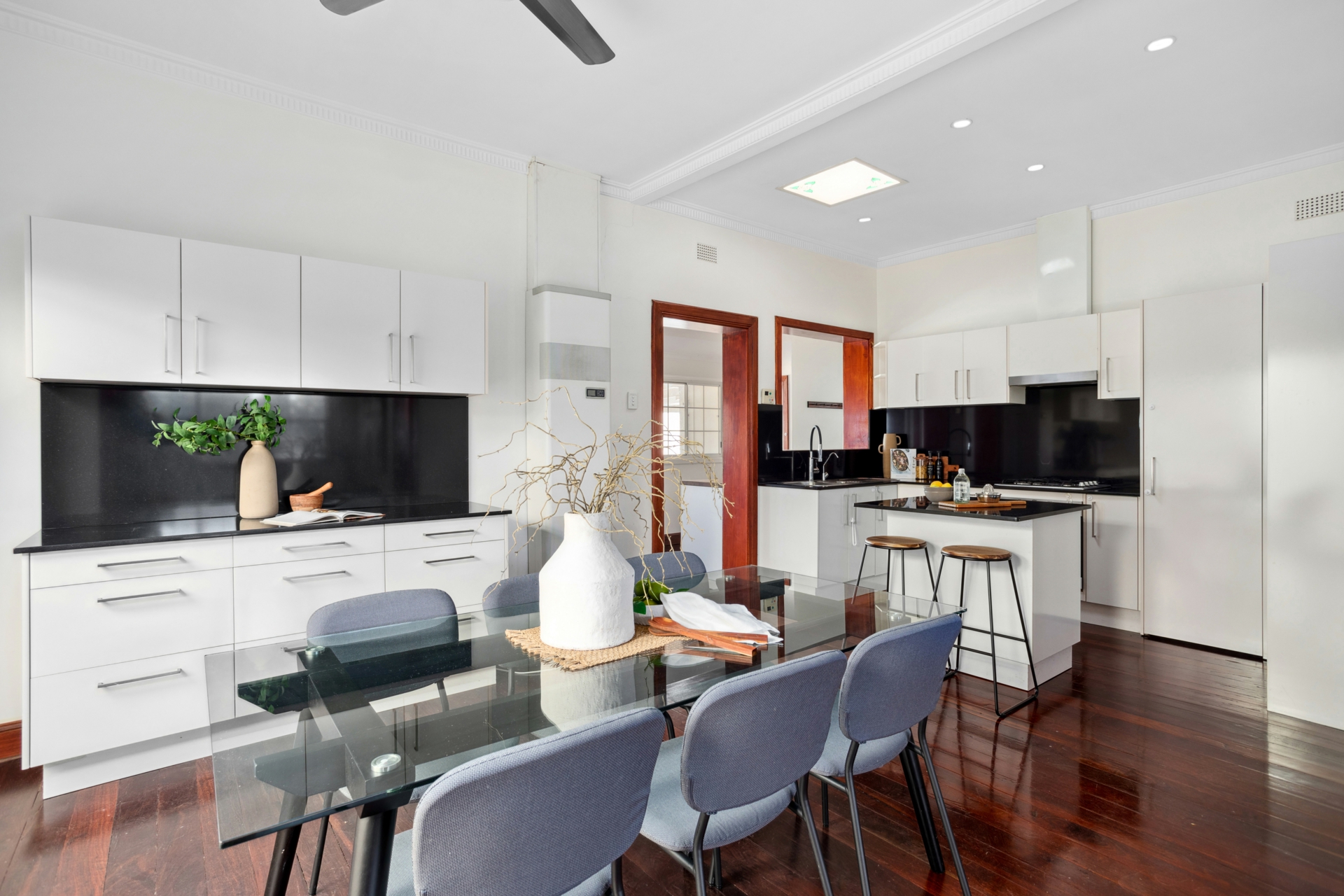 54 Whimpress Avenue, FINDON