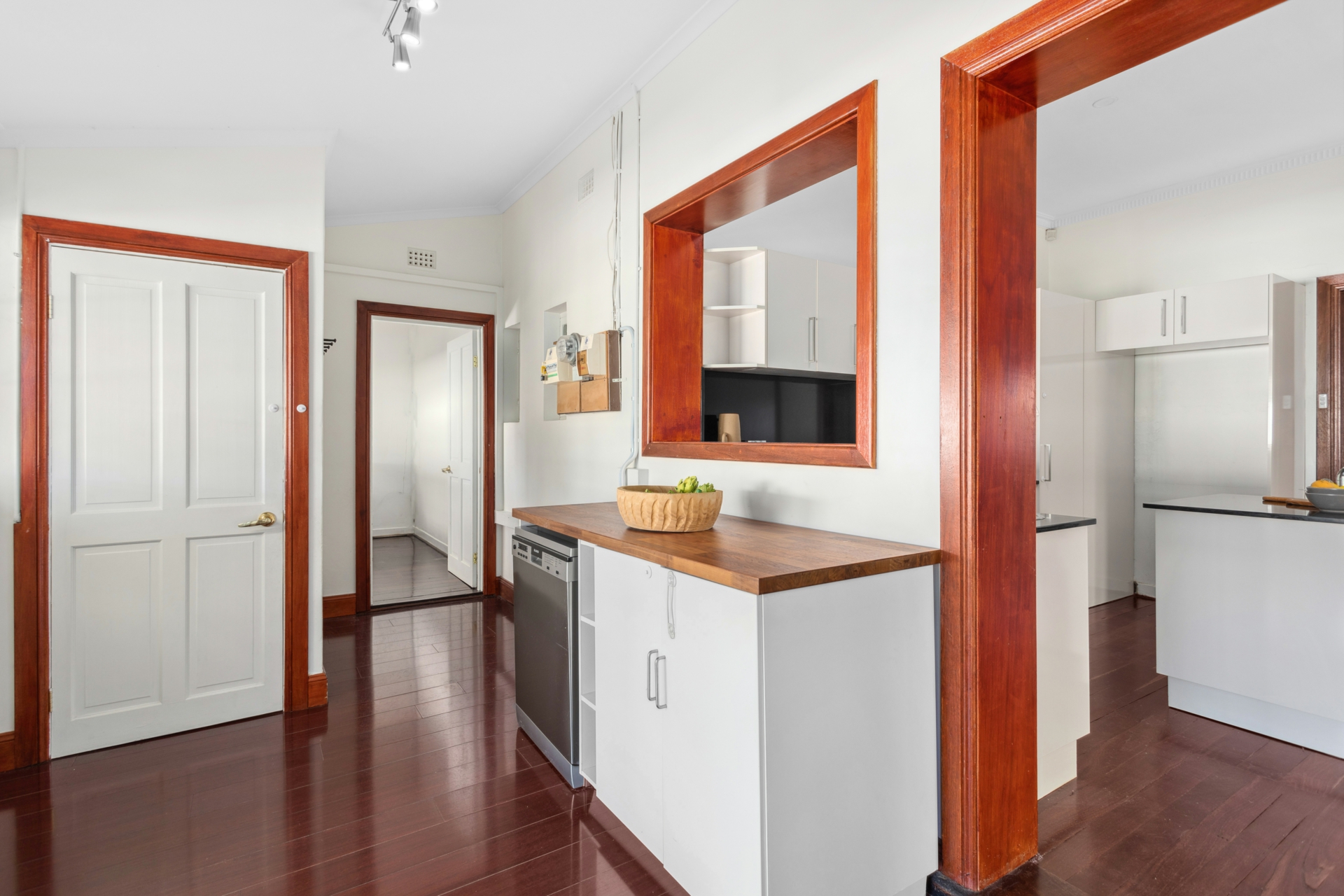 54 Whimpress Avenue, FINDON