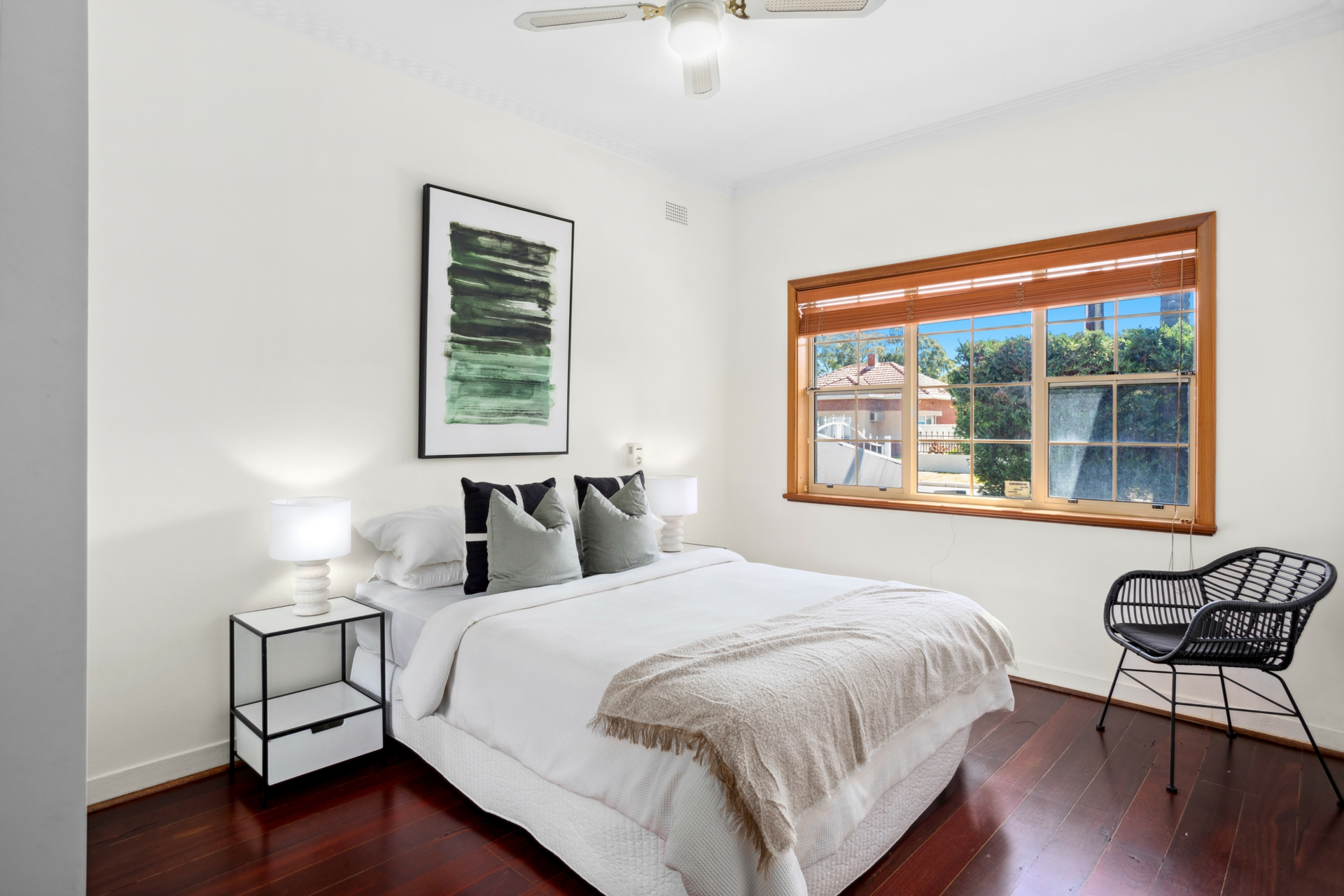 54 Whimpress Avenue, FINDON
