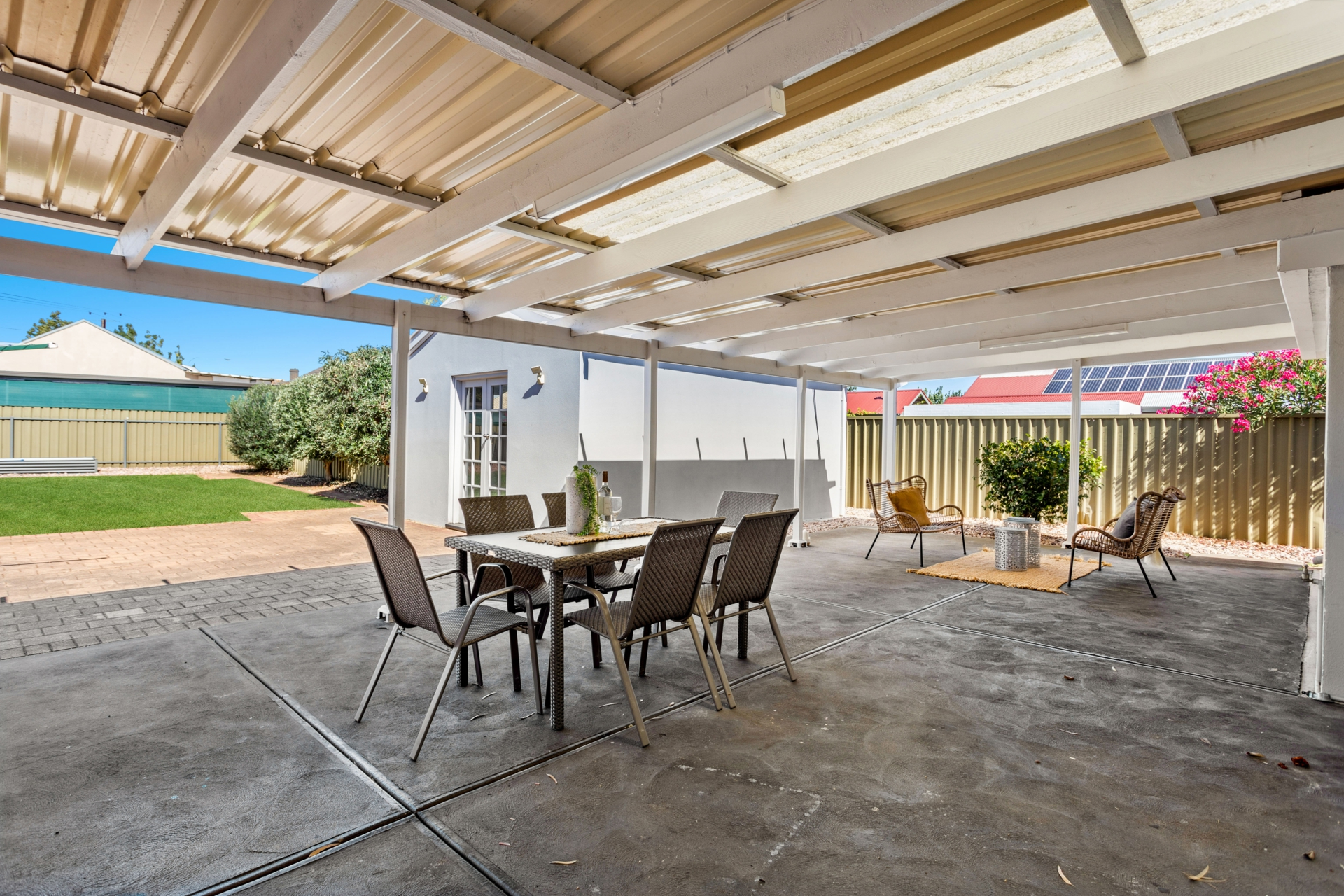 54 Whimpress Avenue, FINDON