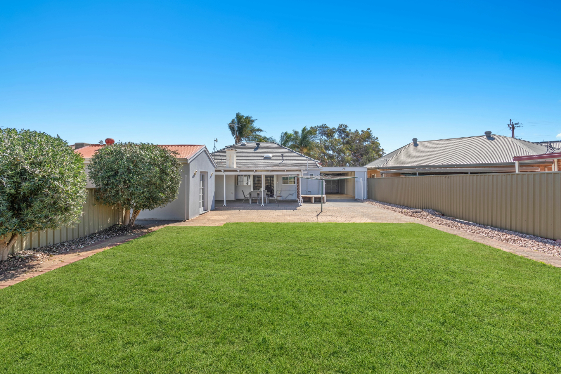 54 Whimpress Avenue, FINDON