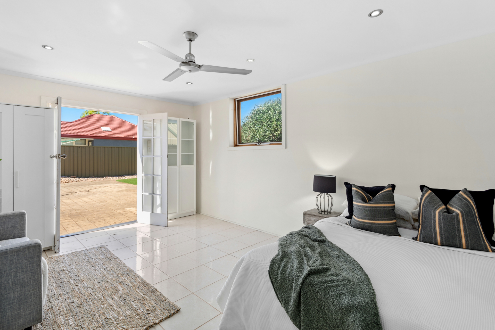 54 Whimpress Avenue, FINDON