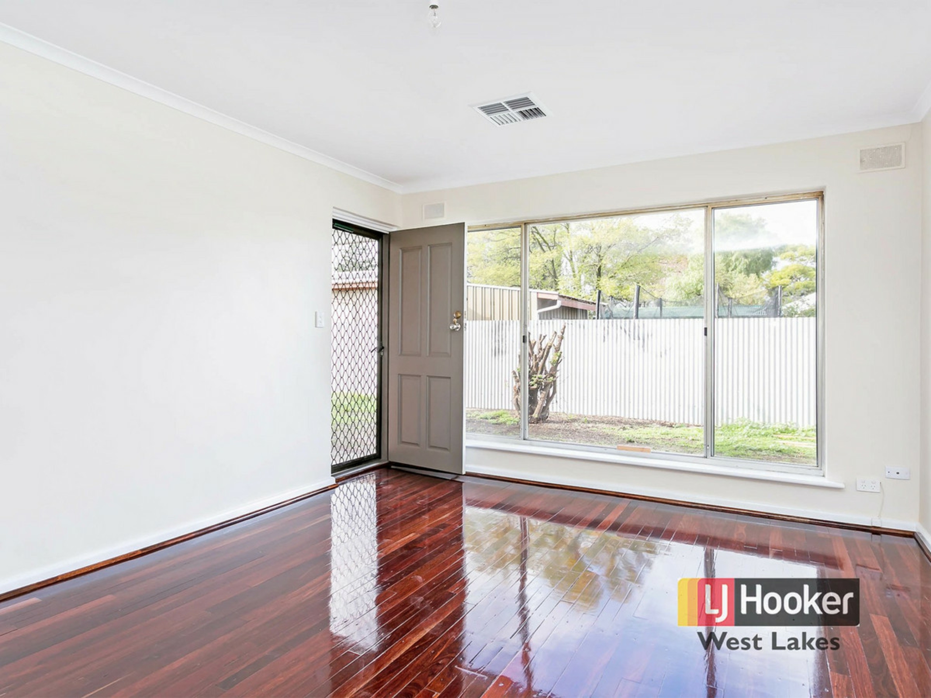 1/17 Cookes Road, WINDSOR GARDENS