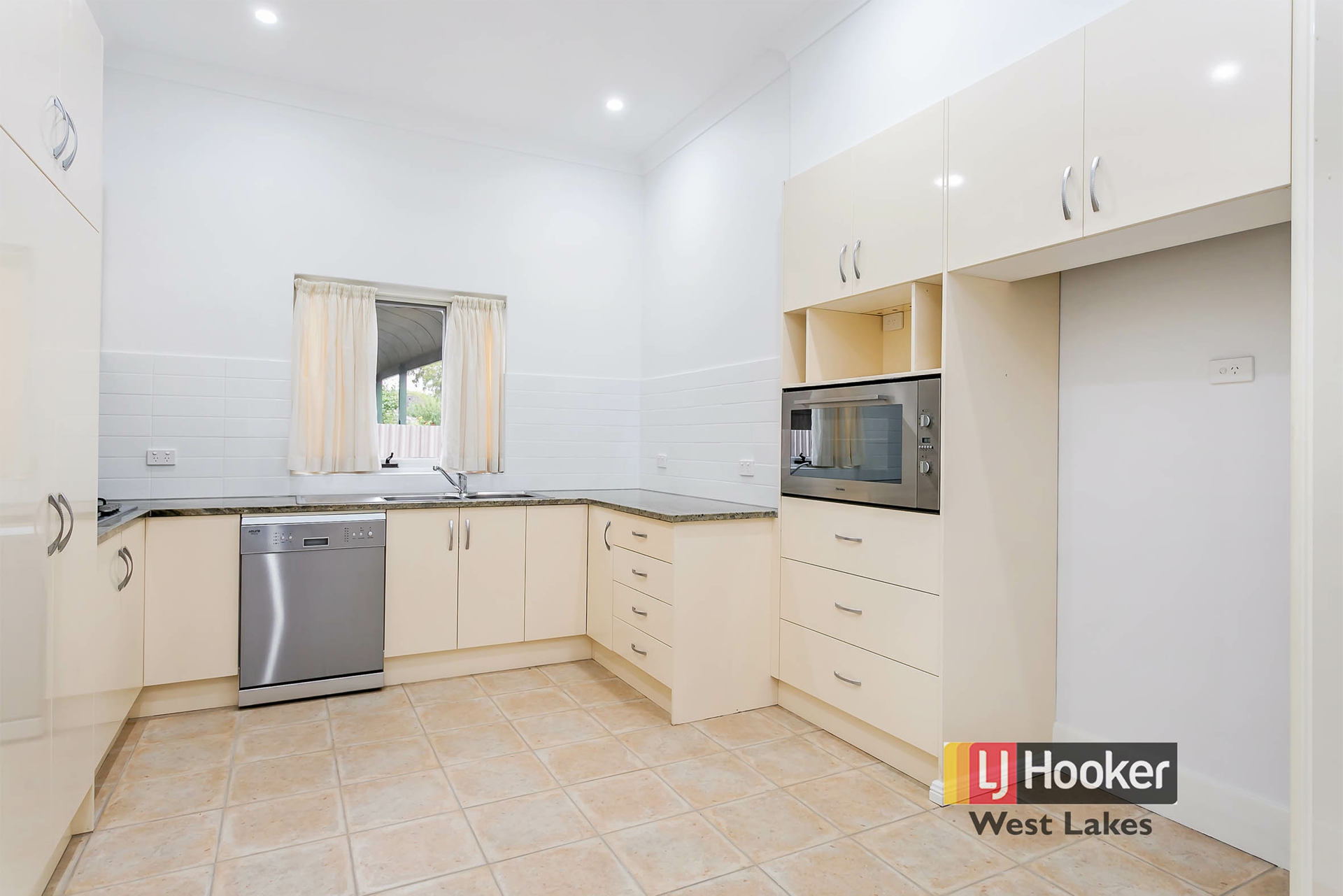 4a Bakewell Road, EVANDALE