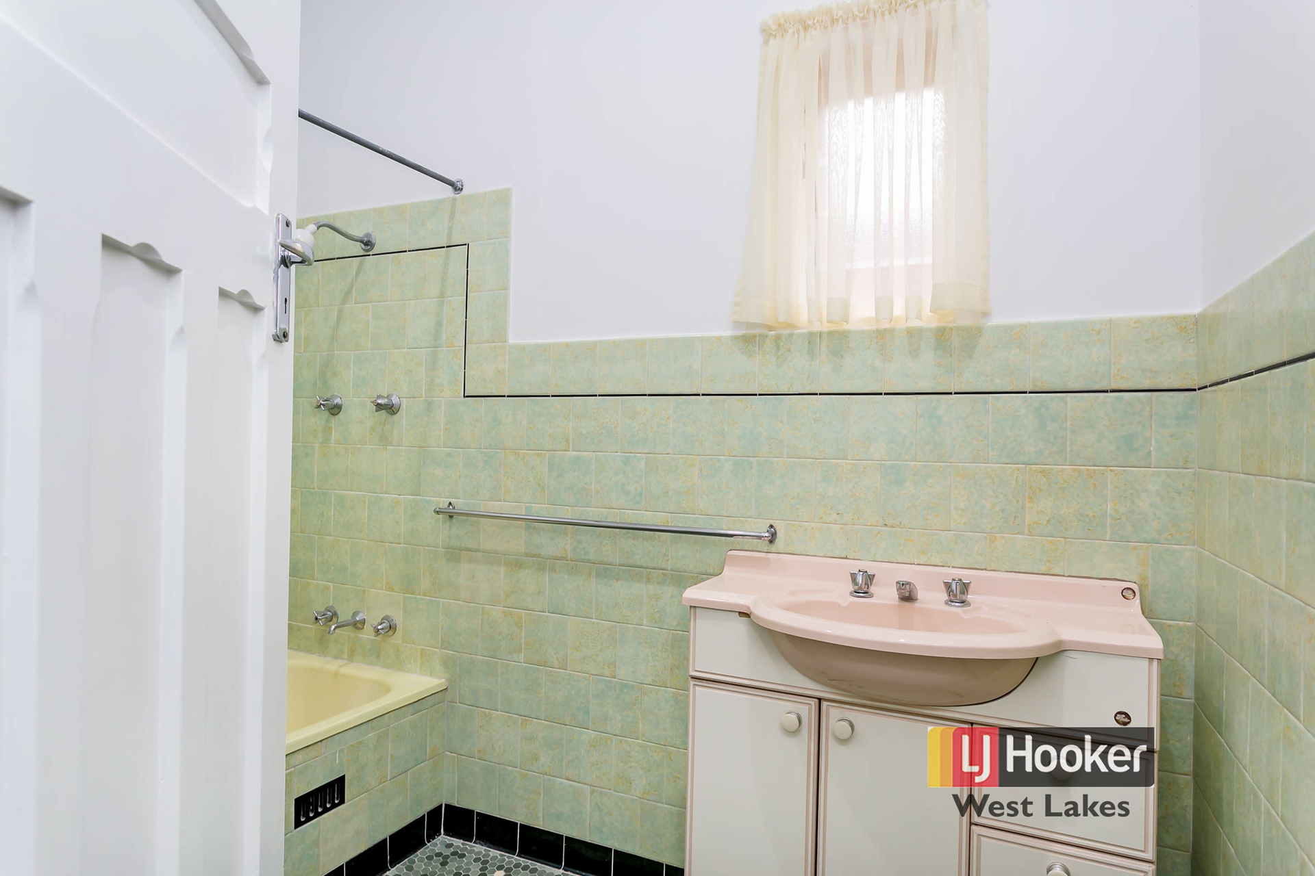4a Bakewell Road, EVANDALE