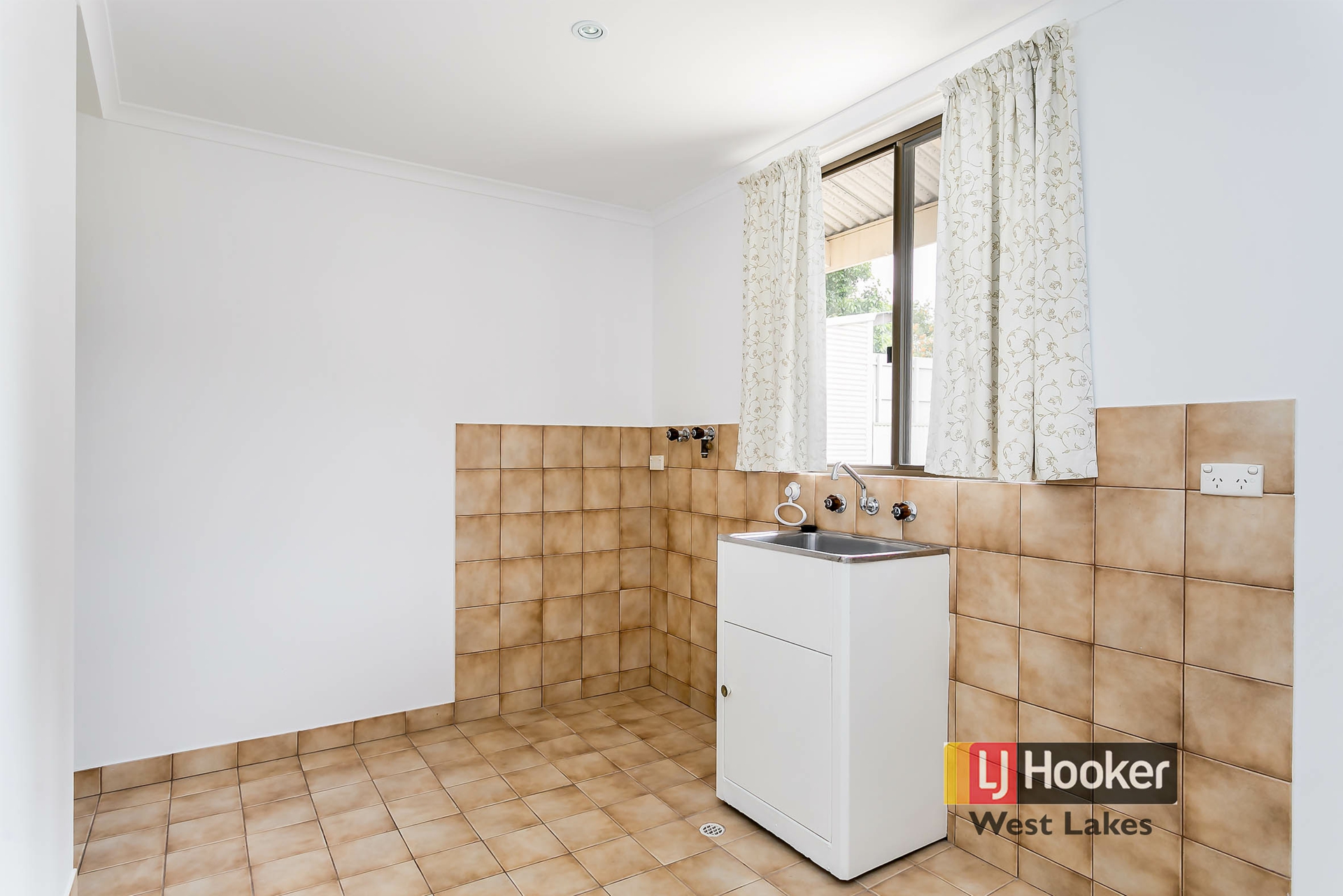 4a Bakewell Road, EVANDALE