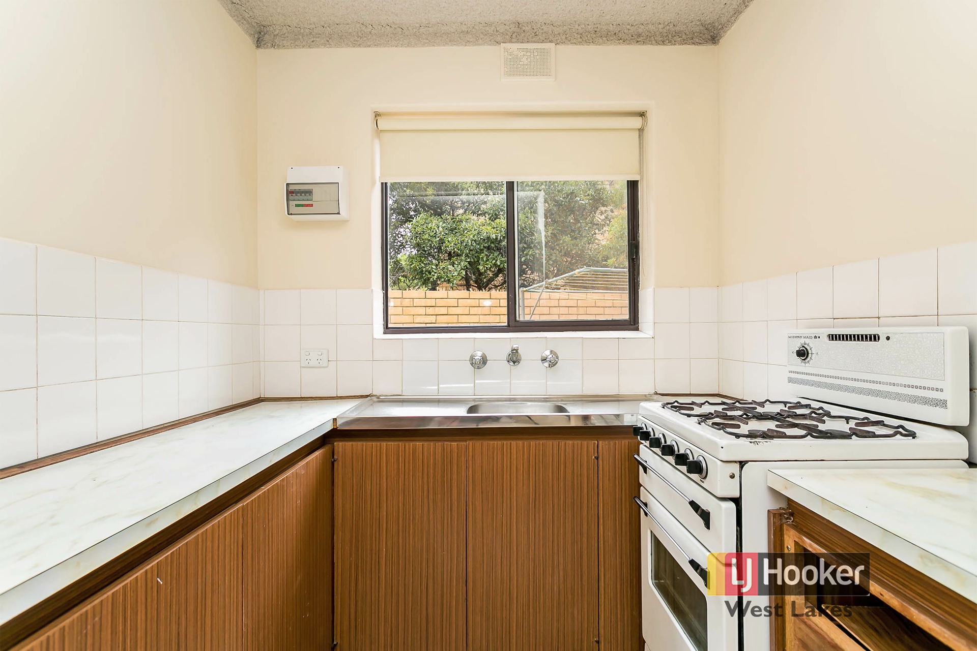 10/390 Sir Donald Bradman Drive, BROOKLYN PARK