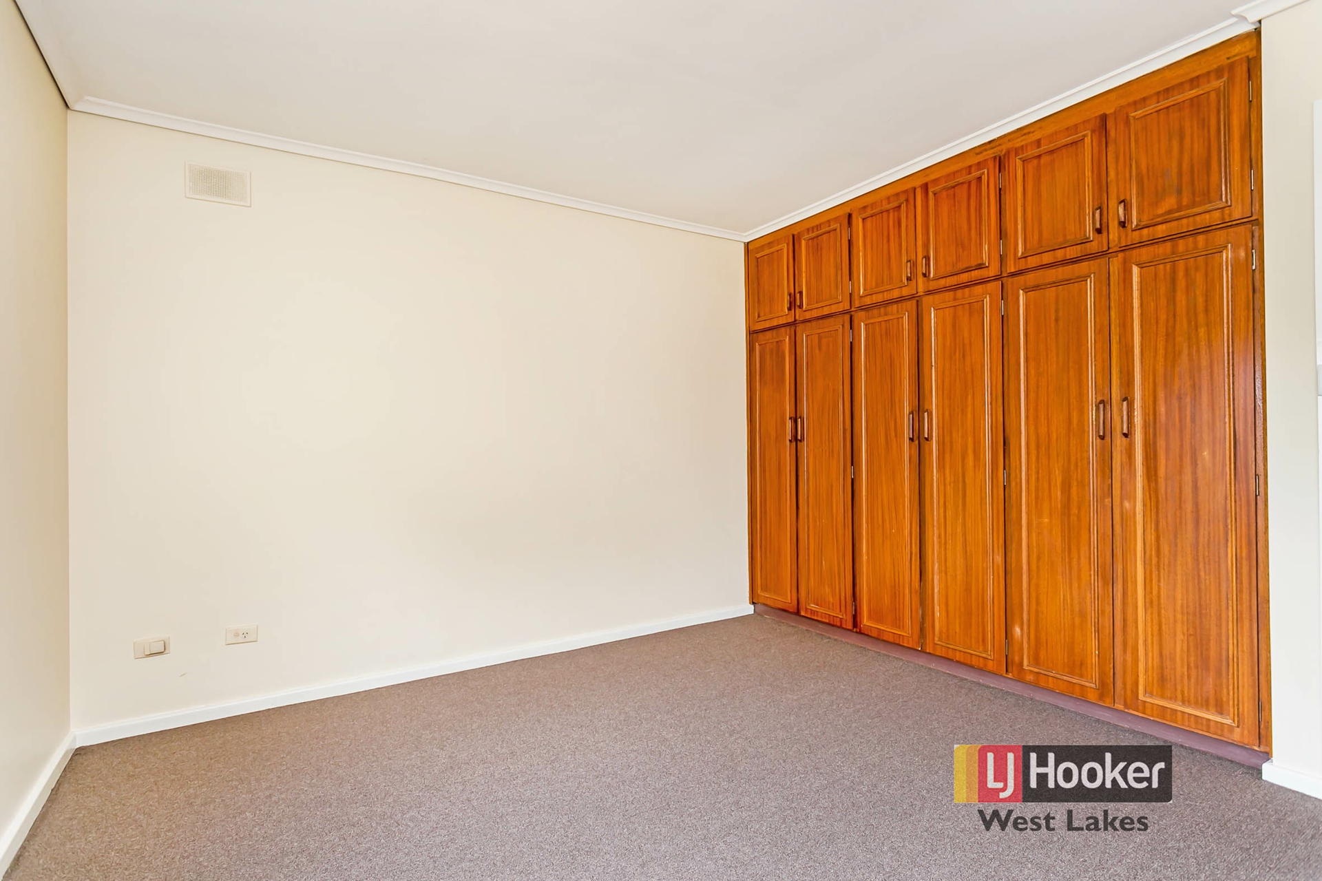 10/390 Sir Donald Bradman Drive, BROOKLYN PARK