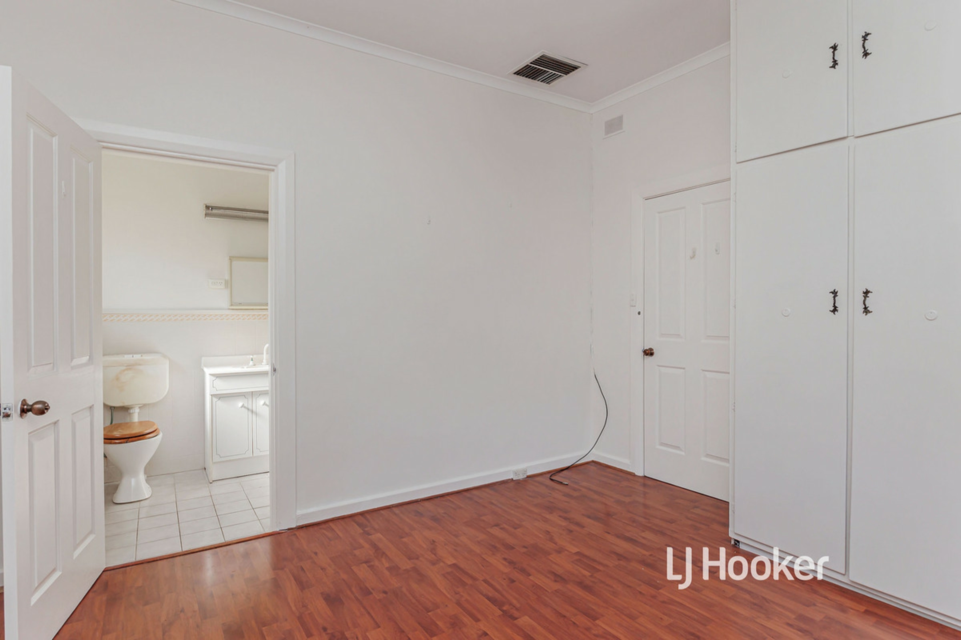 69 Oval Avenue, WOODVILLE SOUTH