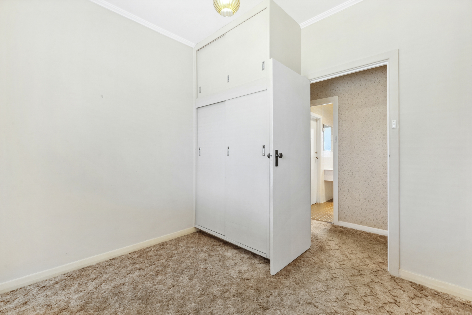 93 Trimmer Parade, FINDON