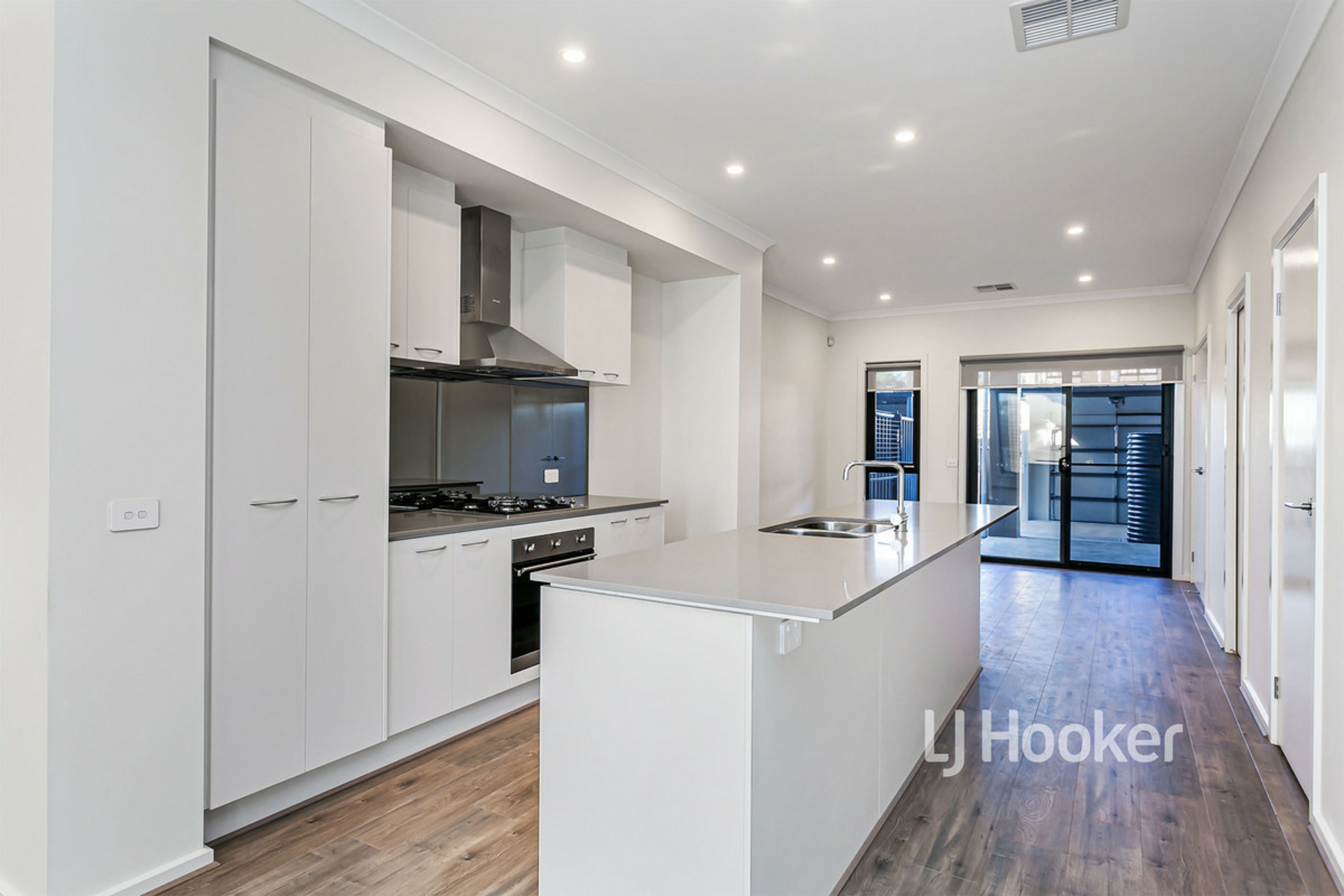 111 Troubridge Drive, WEST LAKES