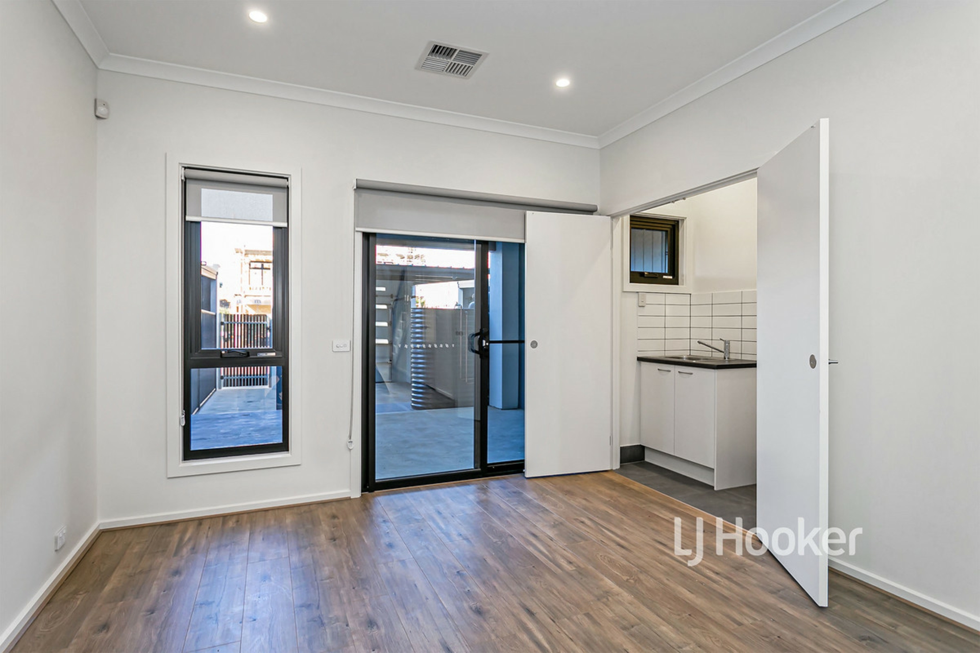 111 Troubridge Drive, WEST LAKES