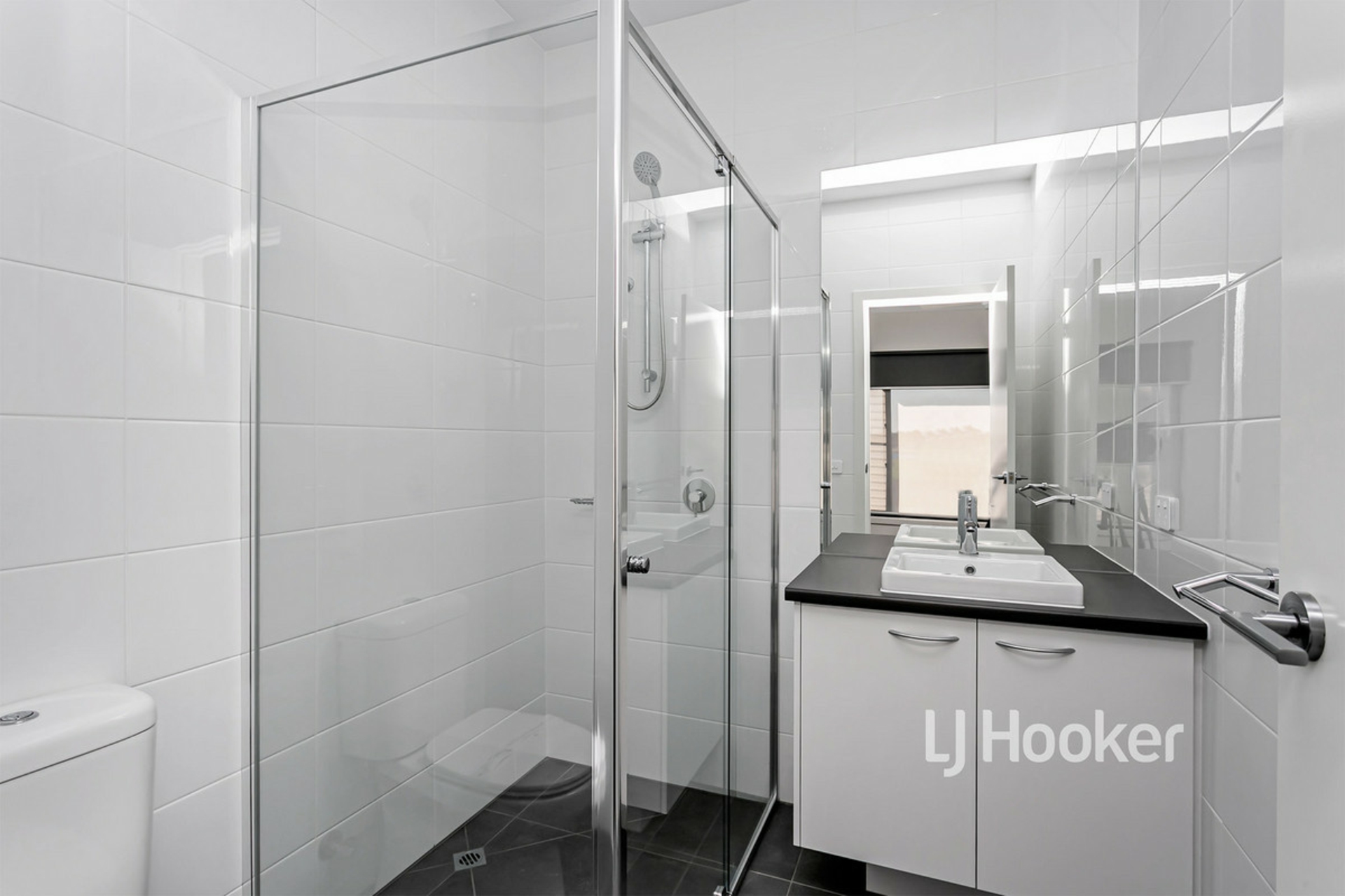 111 Troubridge Drive, WEST LAKES