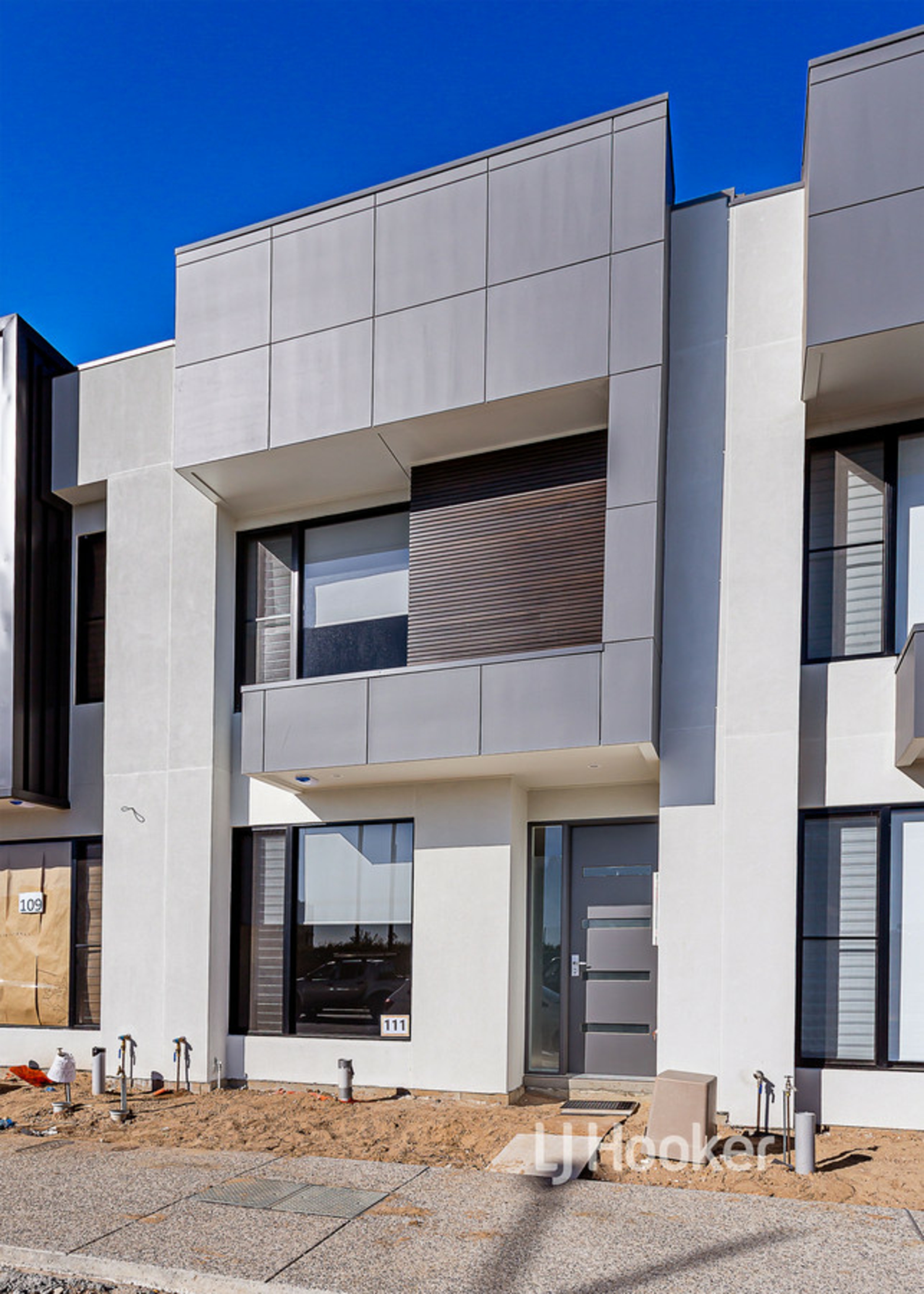 111 Troubridge Drive, WEST LAKES