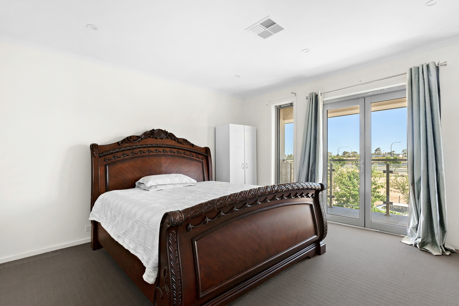 1 Trainer Street, ST CLAIR