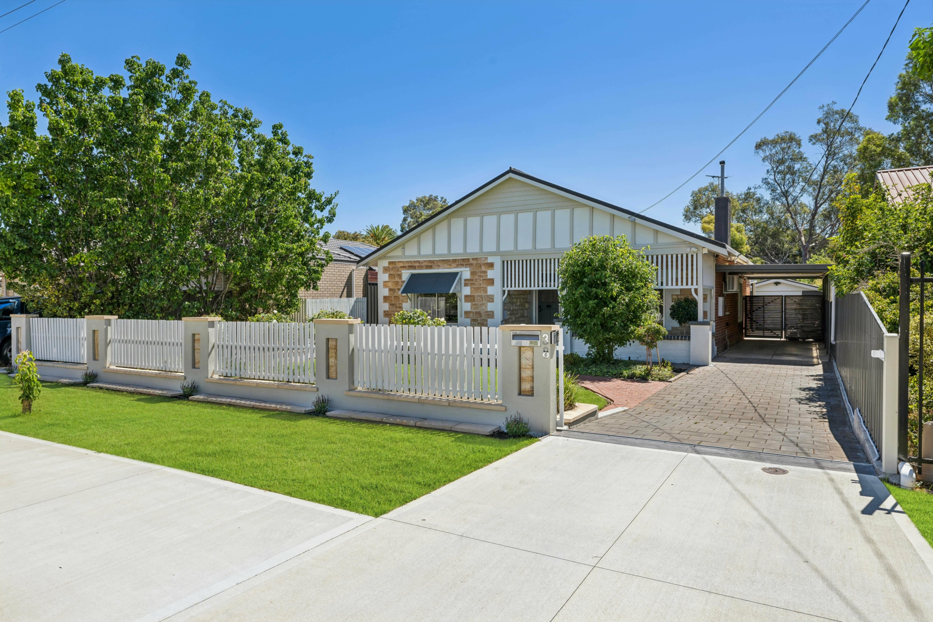 38 May Street, Albert Park