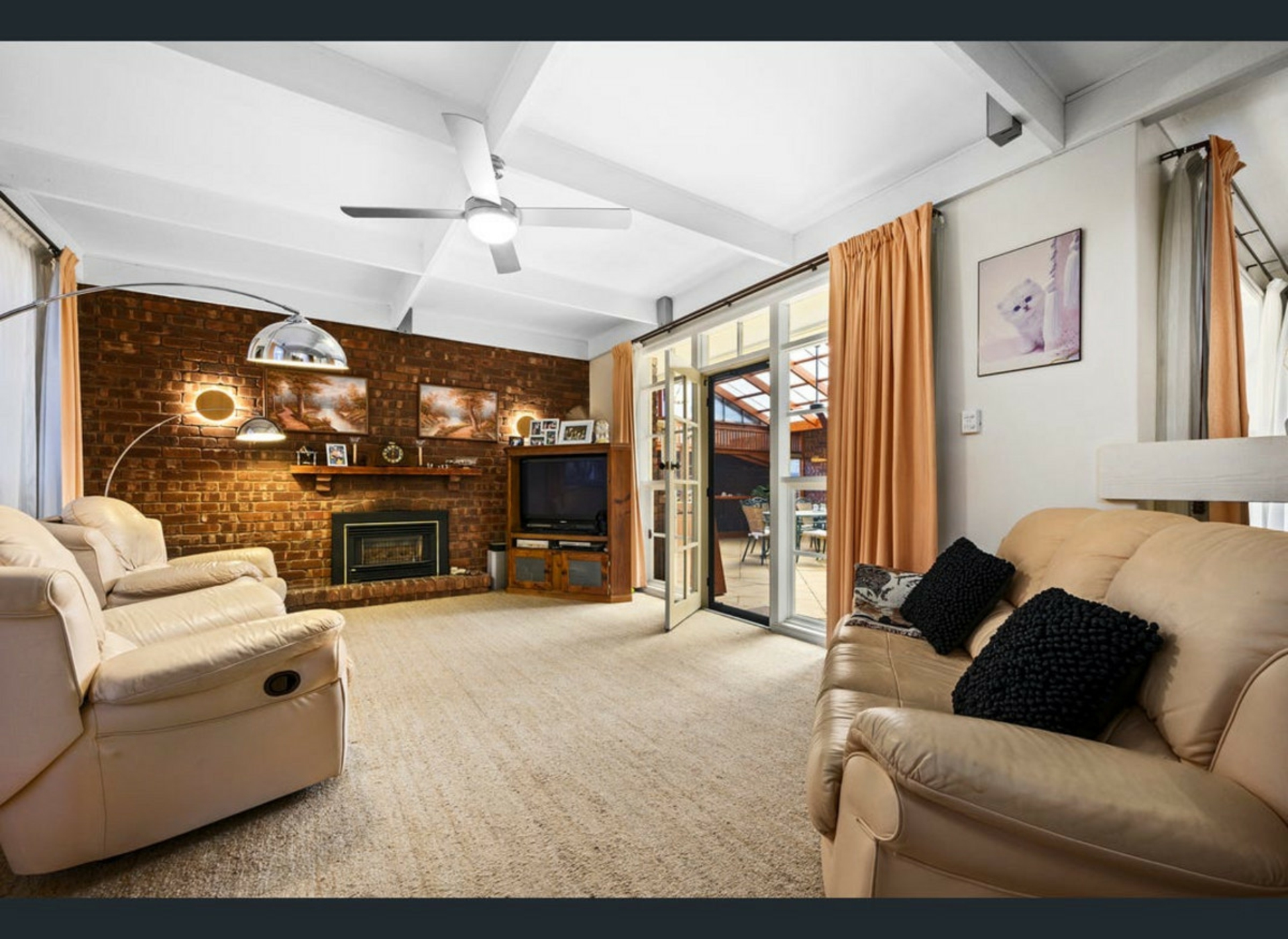 1 Nolan Place, WEST LAKES SHORE