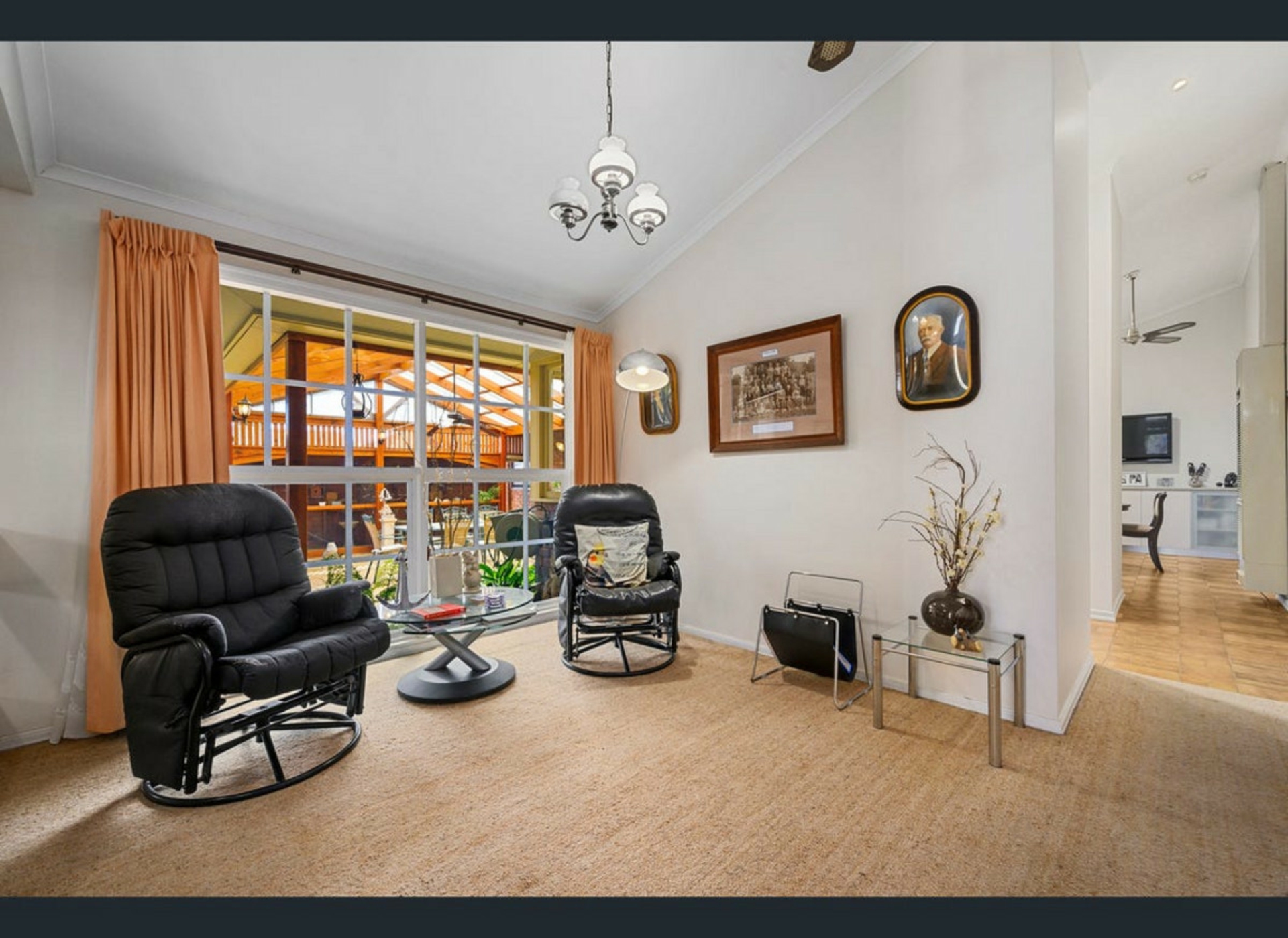 1 Nolan Place, WEST LAKES SHORE