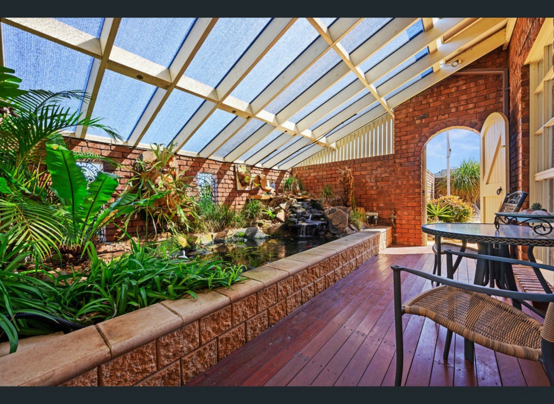 1 Nolan Place, WEST LAKES SHORE