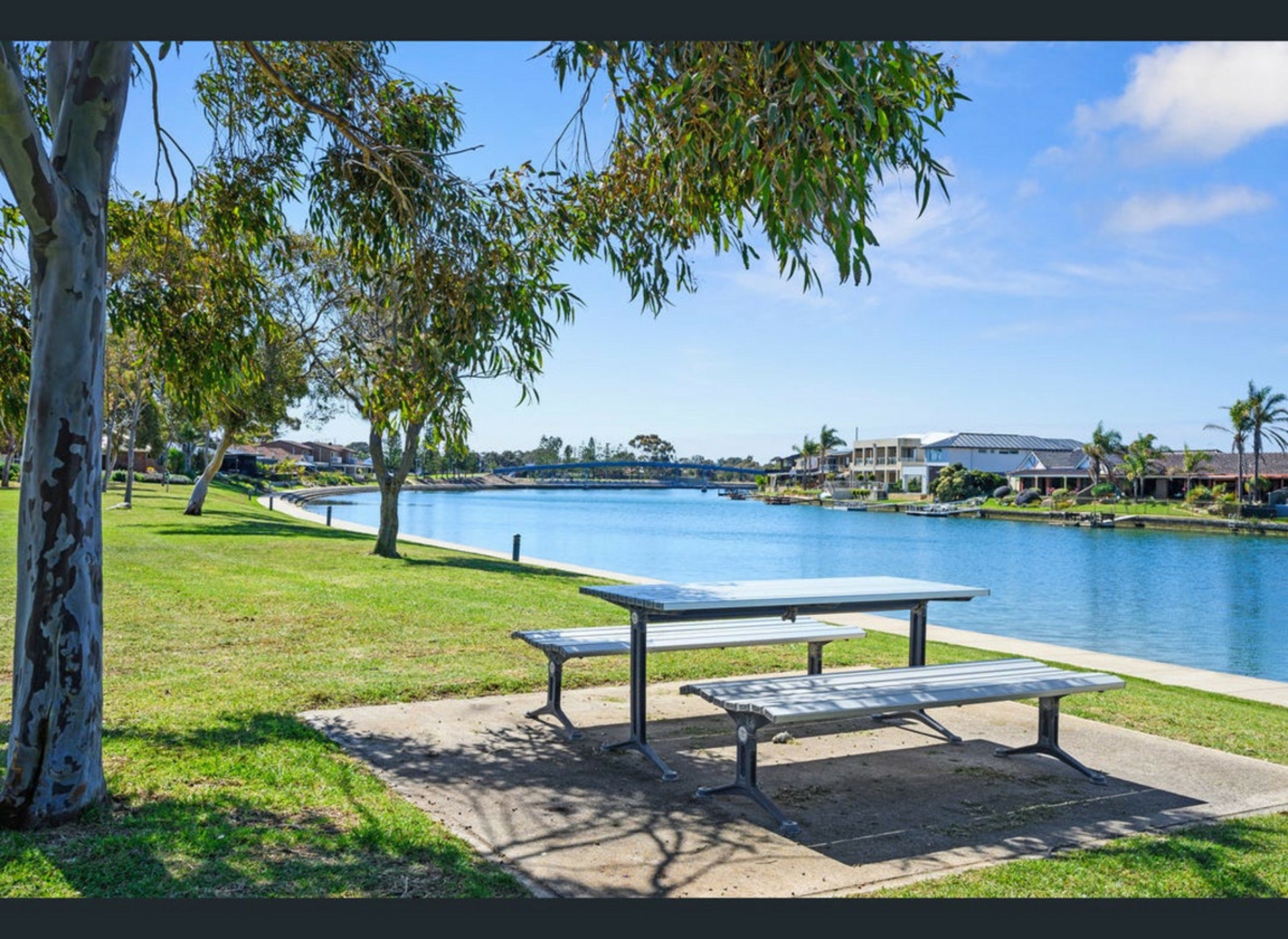 1 Nolan Place, WEST LAKES SHORE