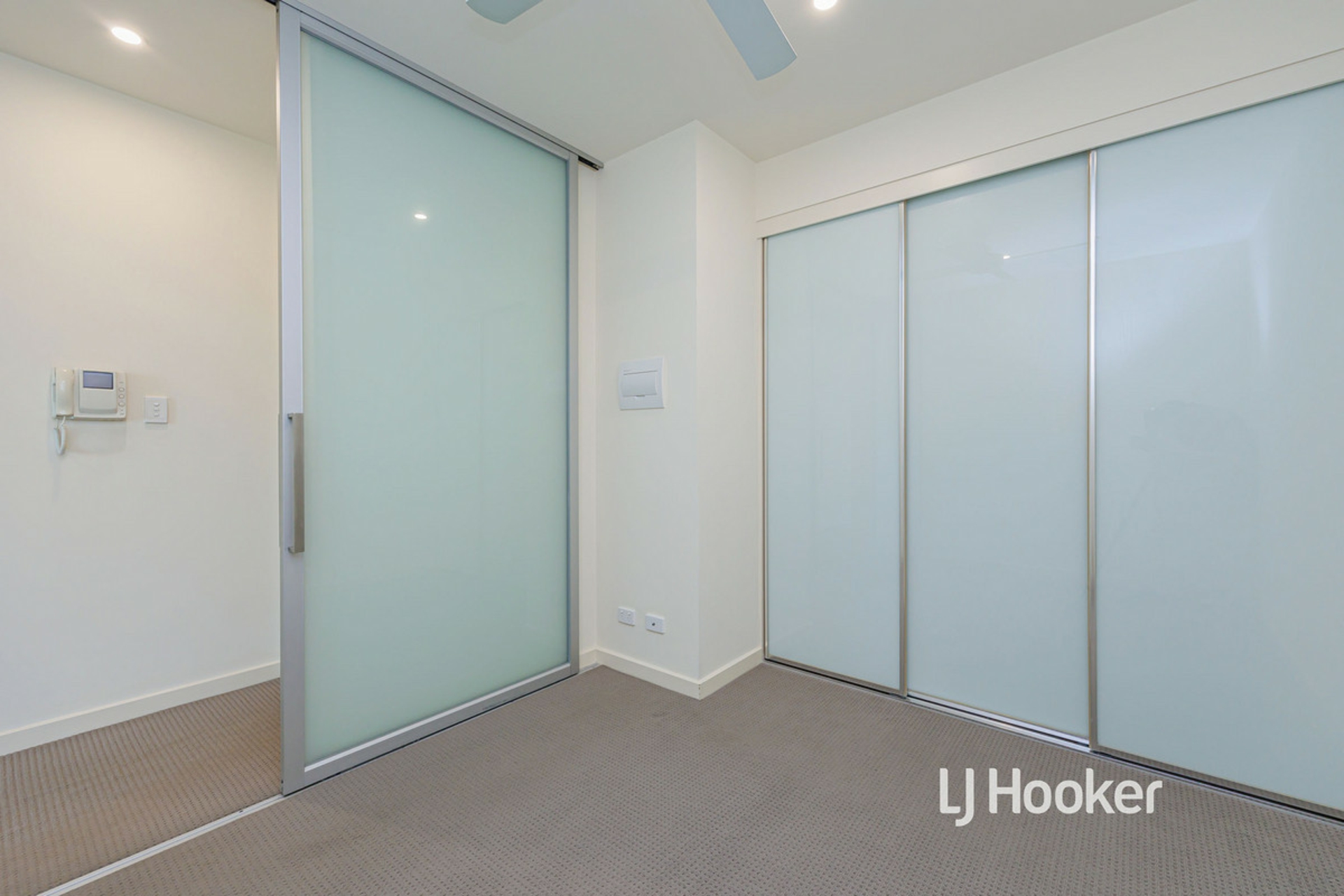 304/2 Tarni Court, NEW PORT