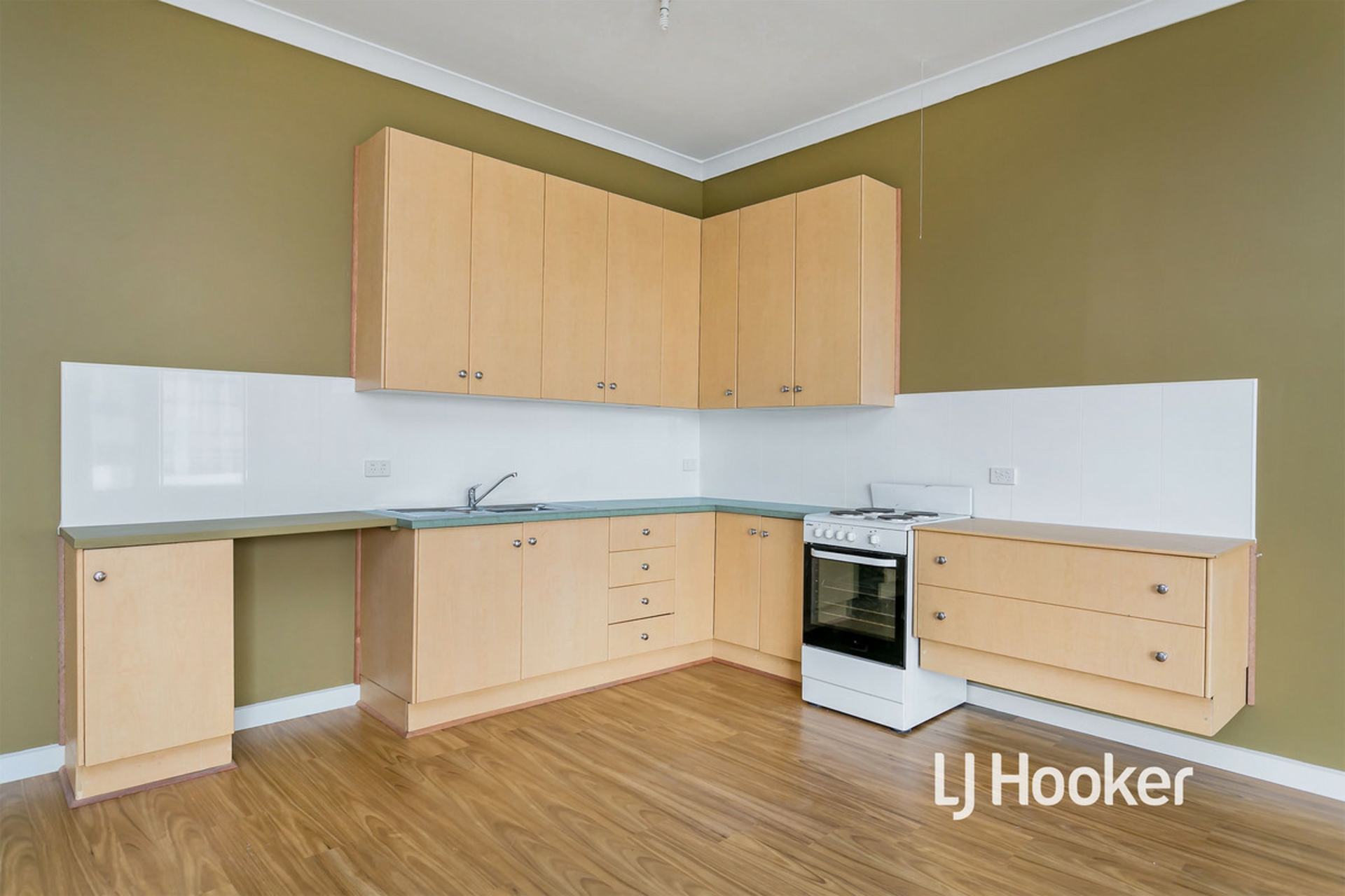 62a Grand Junction Road, ROSEWATER