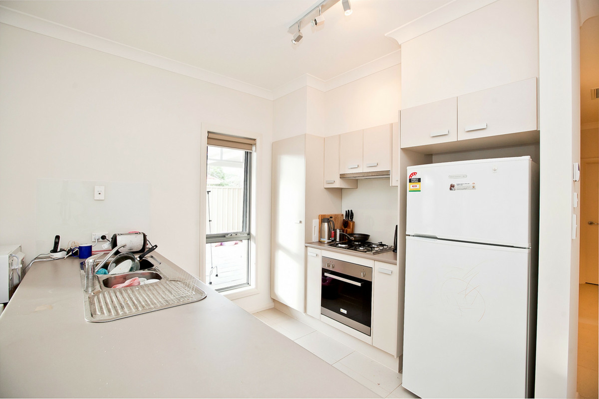 16 Osborne Street, ALBERT PARK