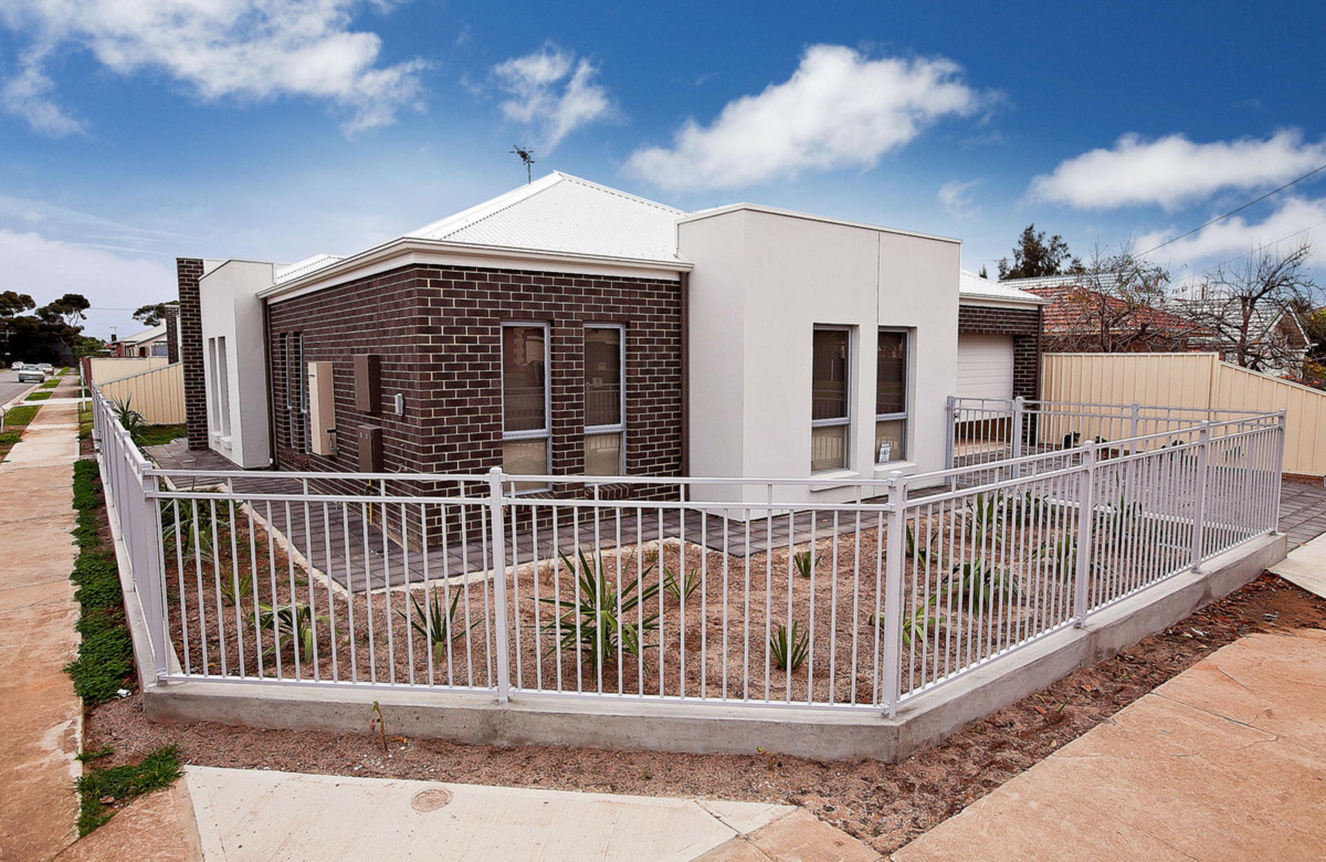 16 Osborne Street, ALBERT PARK