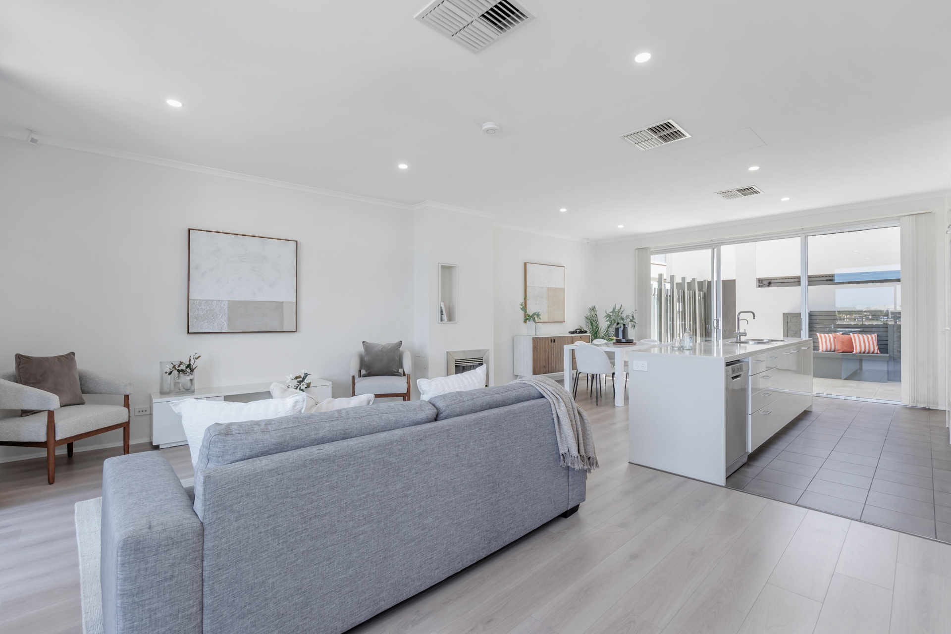 5 Karra Cove, NEW PORT