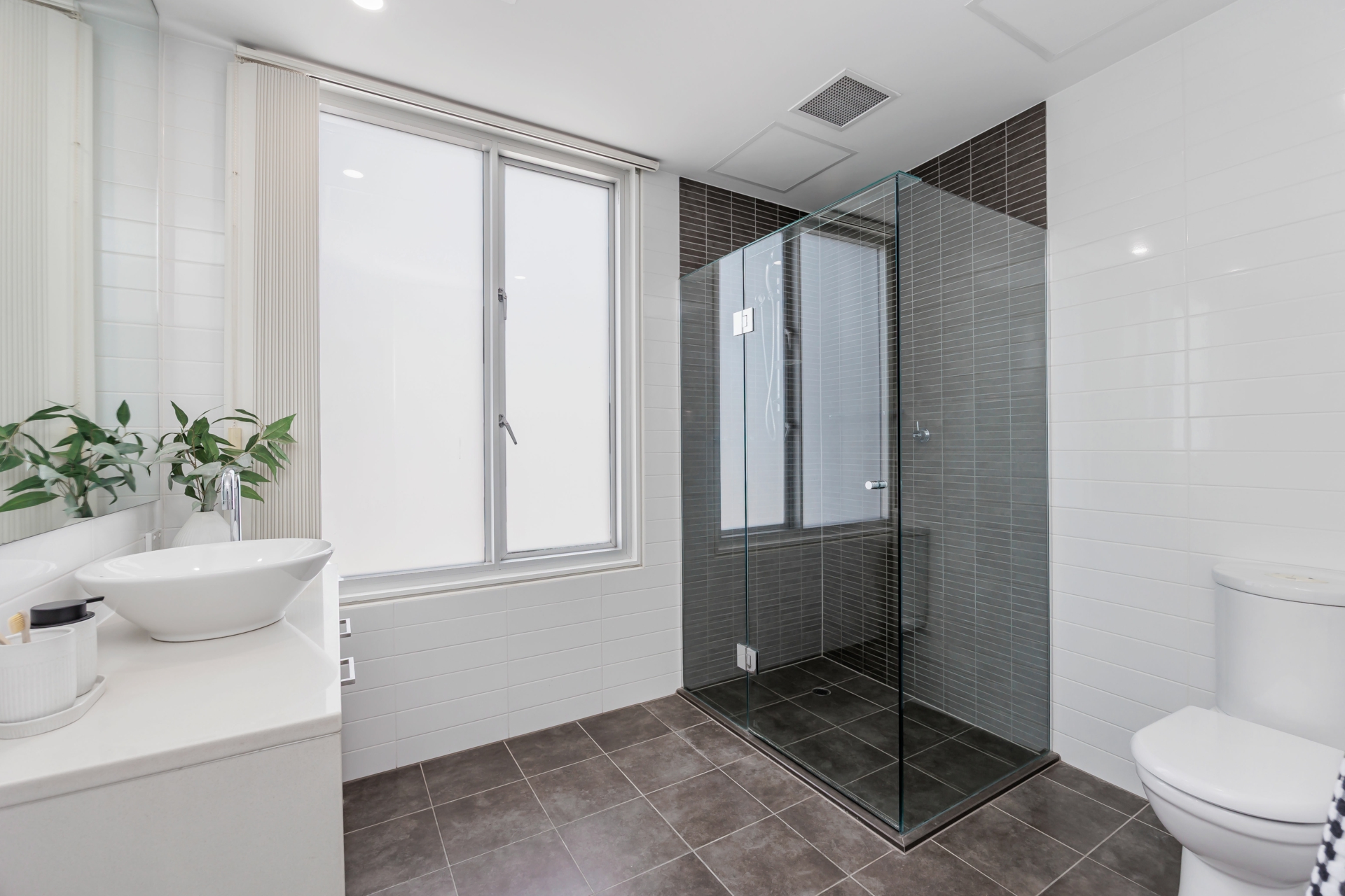 5 Karra Cove, NEW PORT