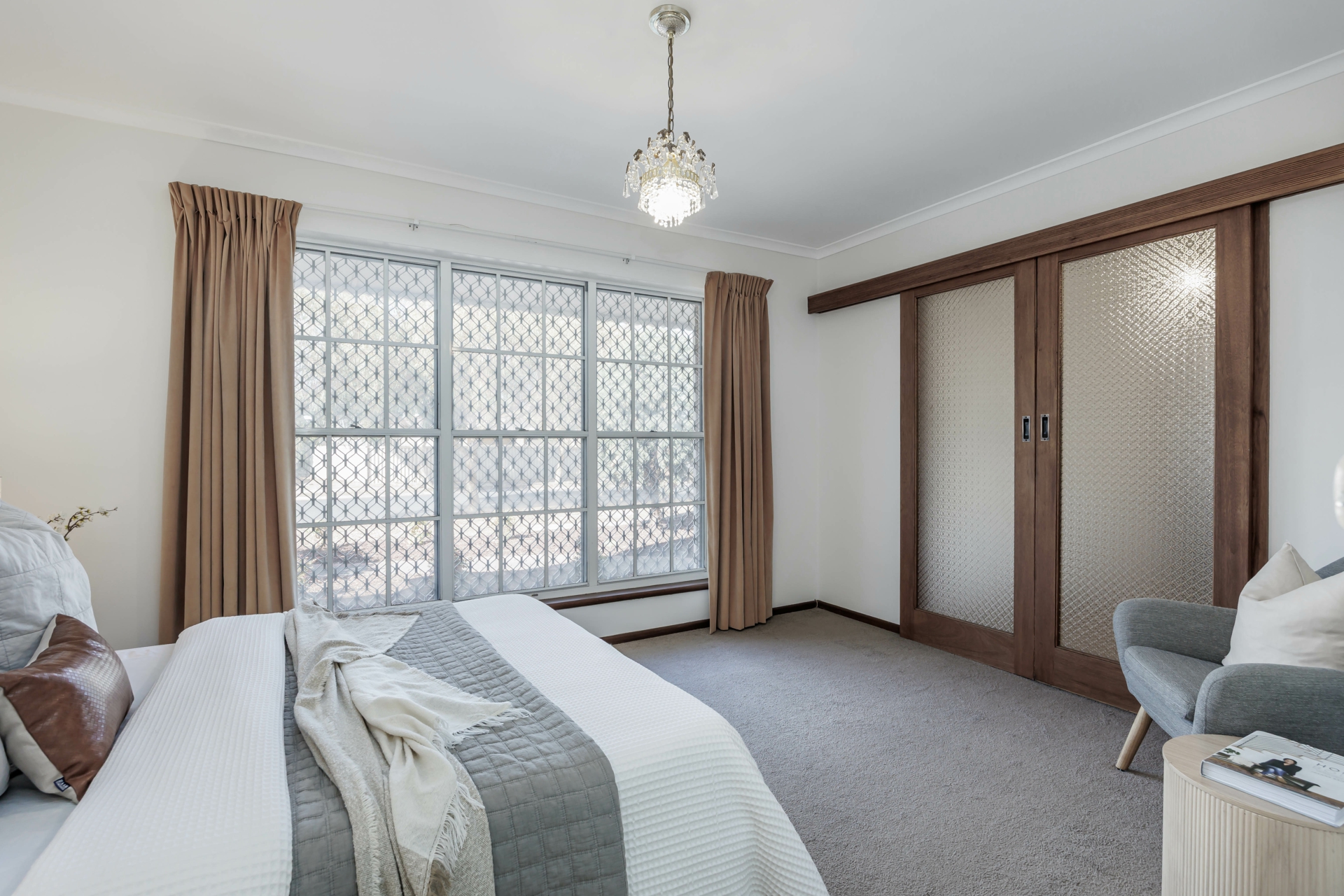 4 Santiago Street, WEST LAKES SHORE
