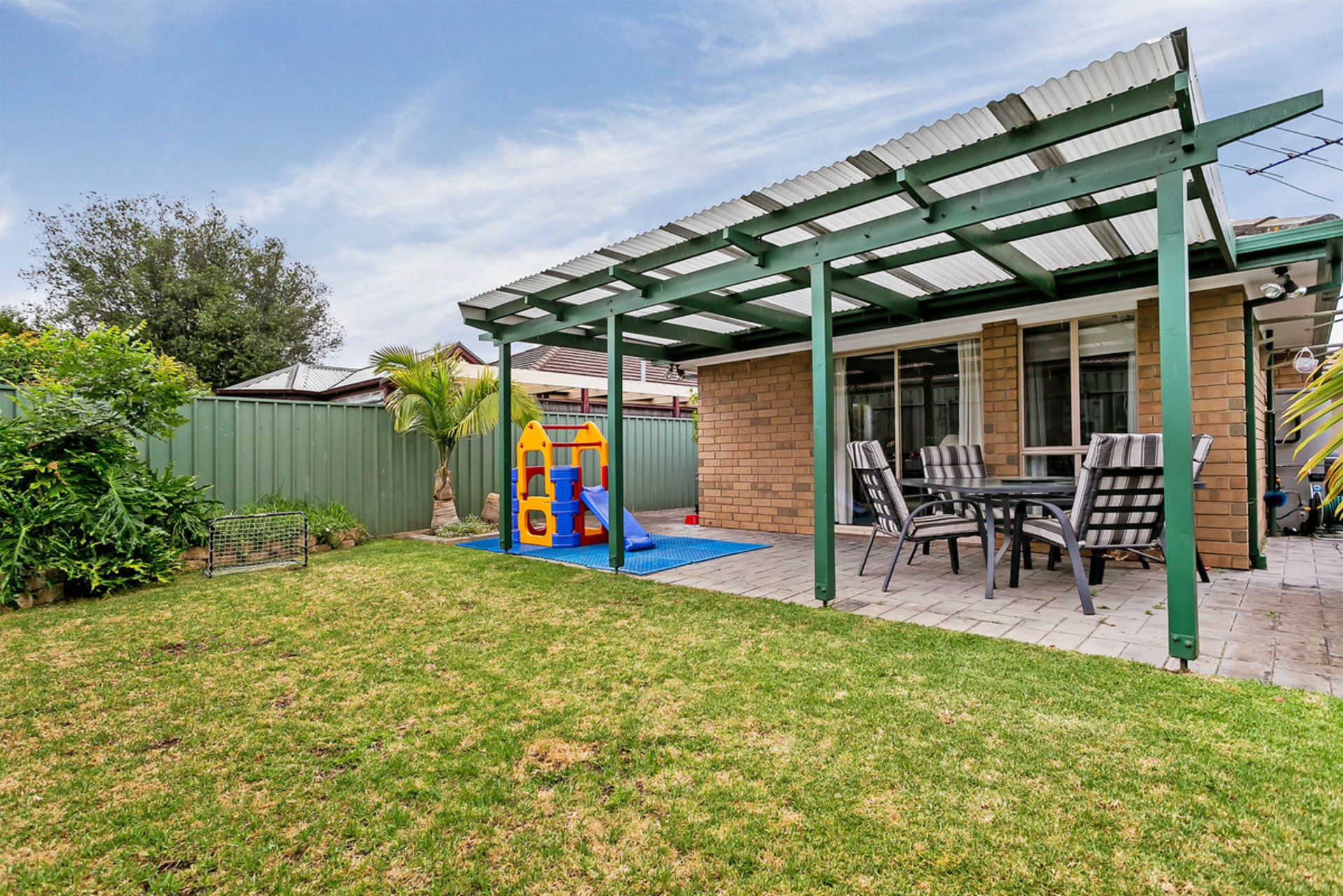 9 Charles Tank Drive, SHEIDOW PARK