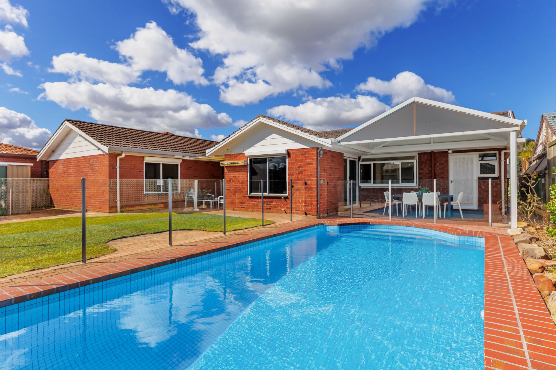 4 Santiago Street, WEST LAKES SHORE