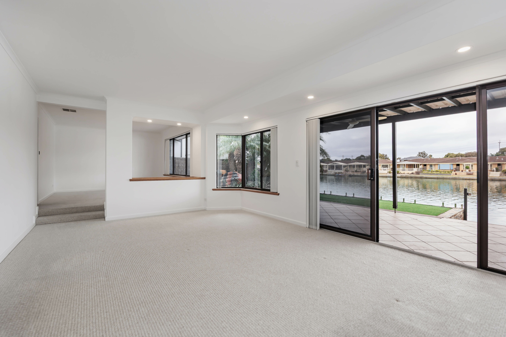 21 Dyer Court, WEST LAKES