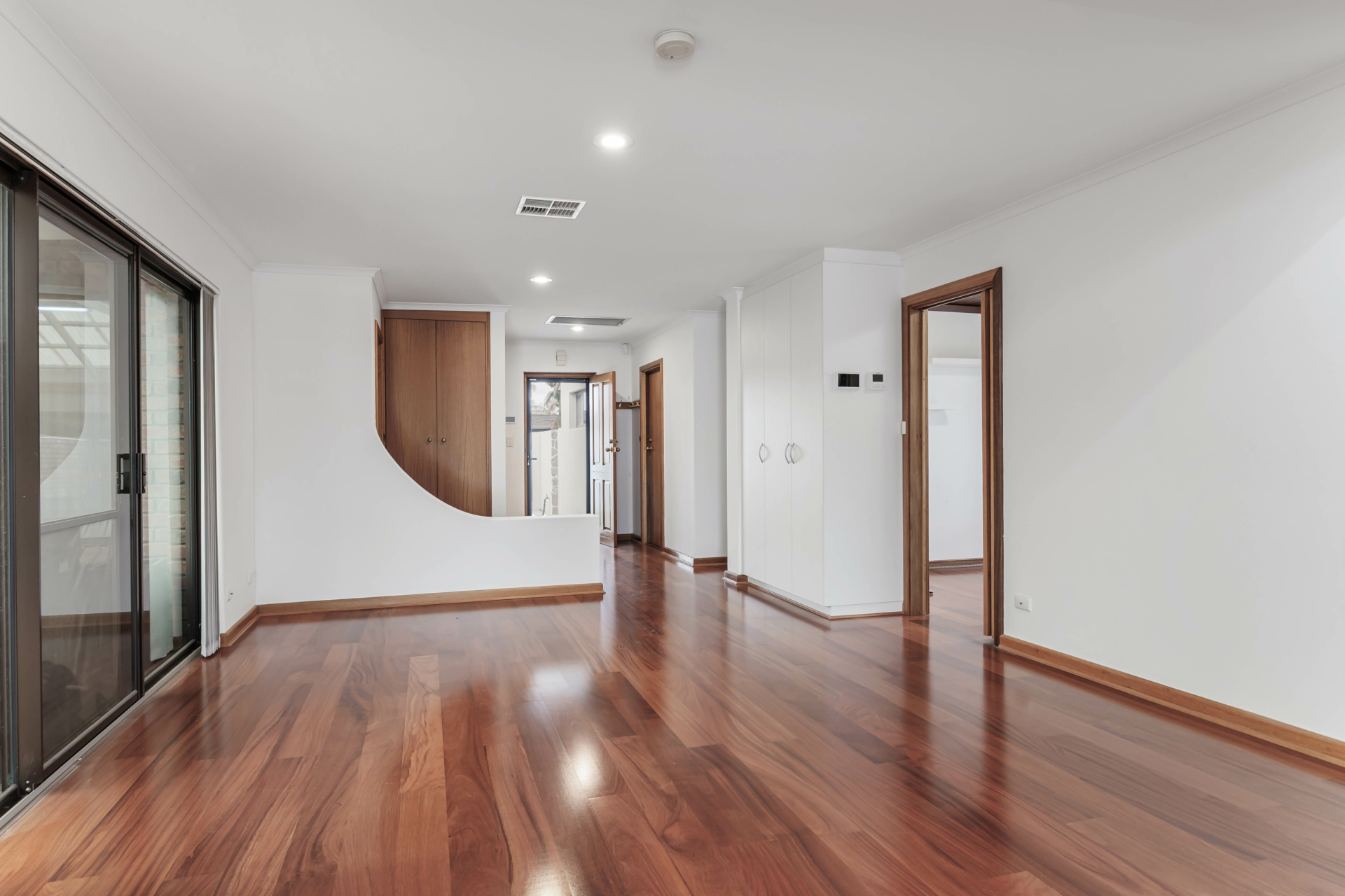 21 Dyer Court, WEST LAKES