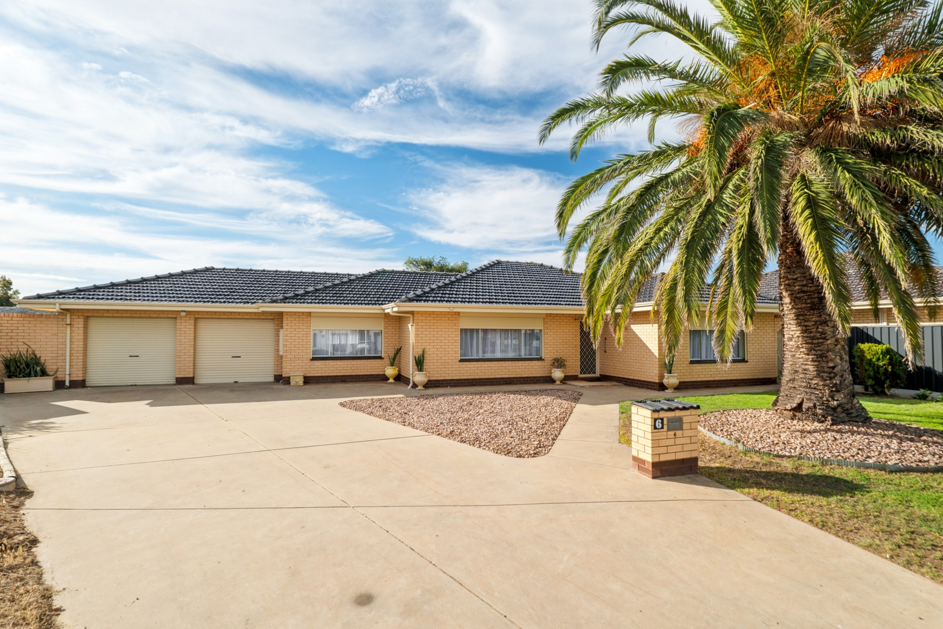 6 Katcomba Court, WEST LAKES
