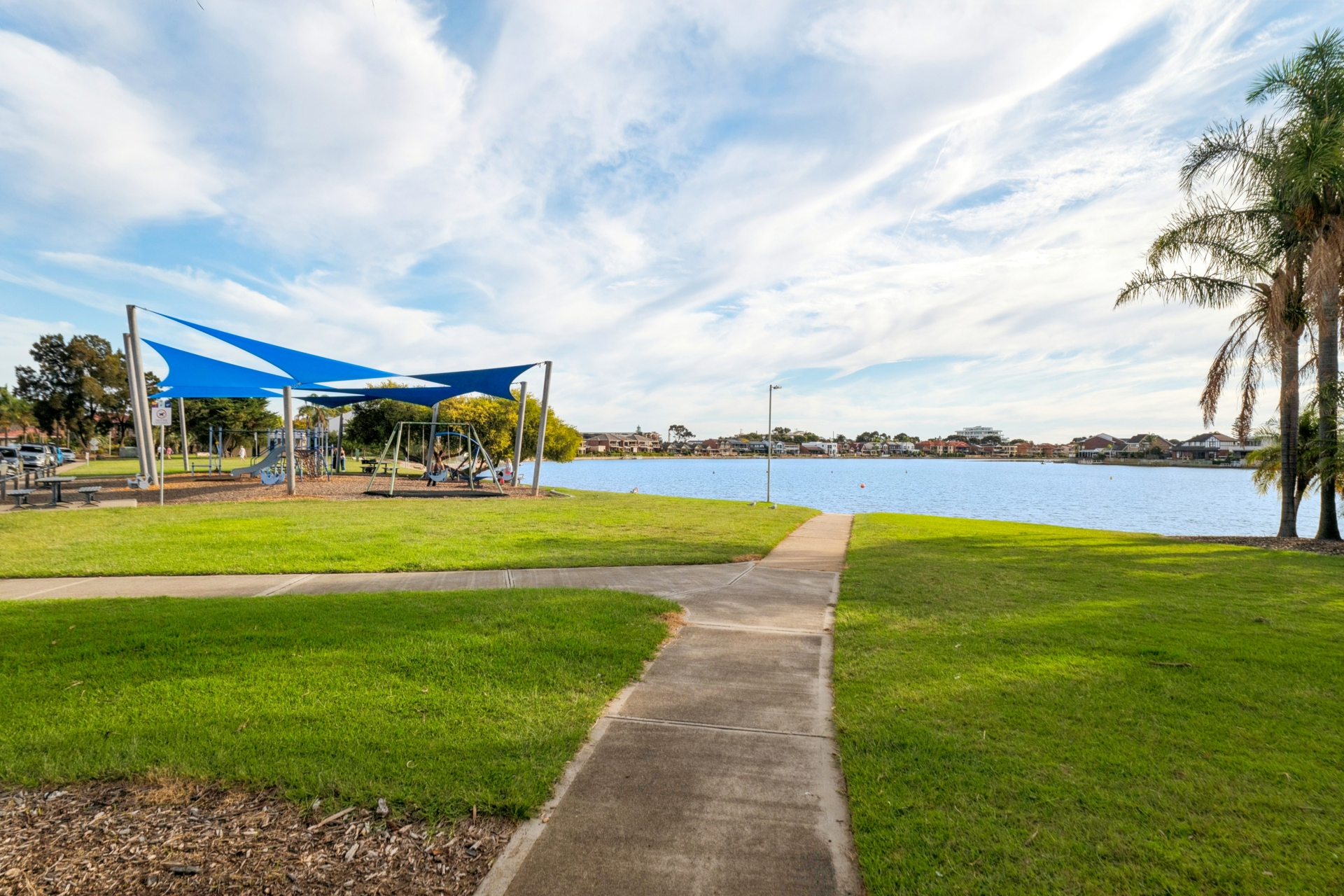 6 Katcomba Court, WEST LAKES