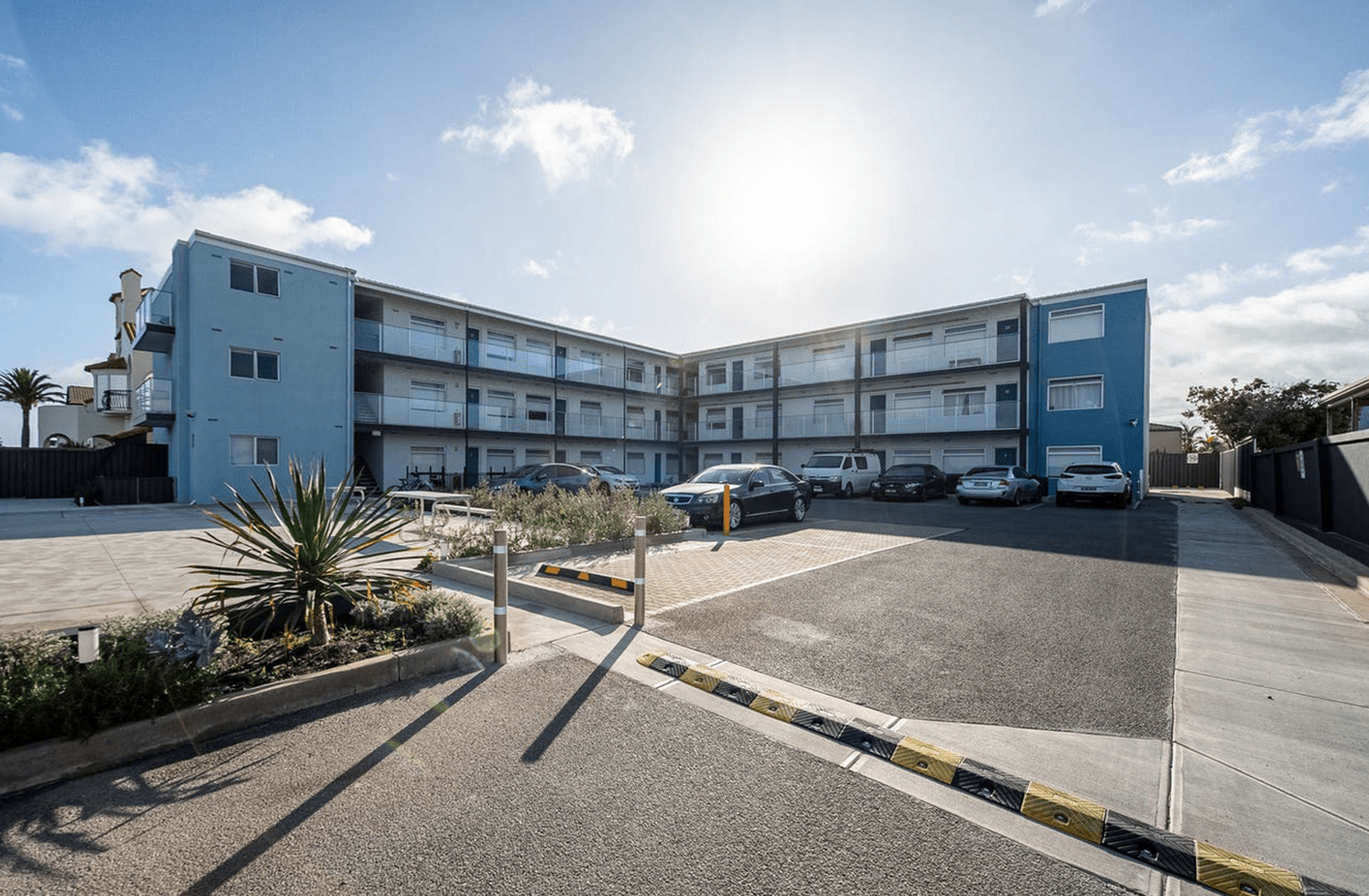 11/33 North Esplanade, GLENELG NORTH