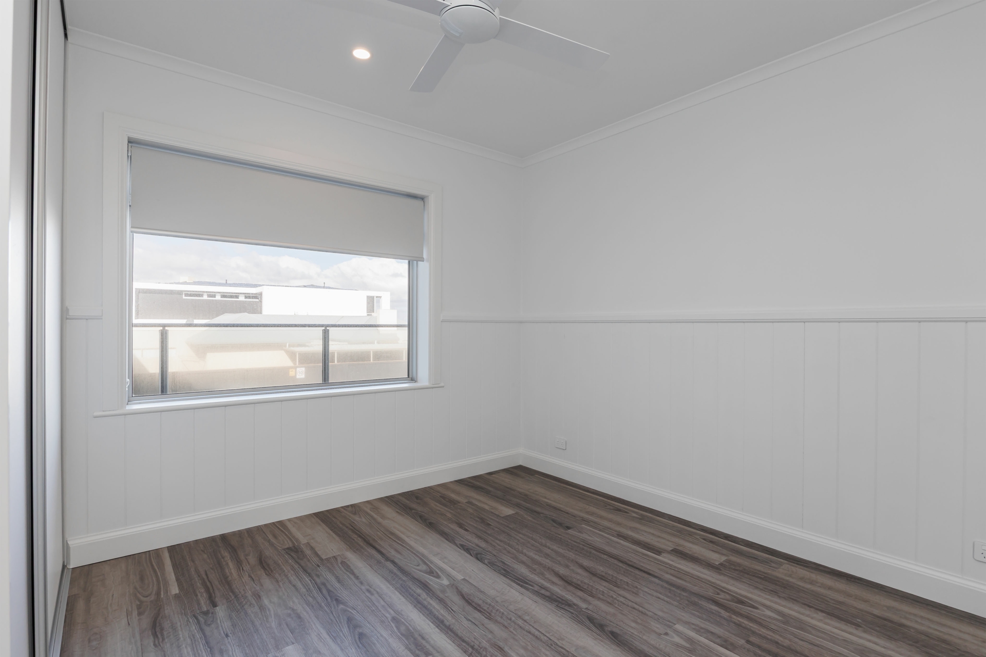 11/33 North Esplanade, GLENELG NORTH