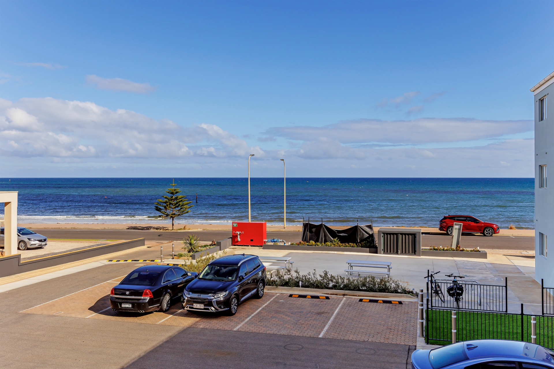 11/33 North Esplanade, GLENELG NORTH